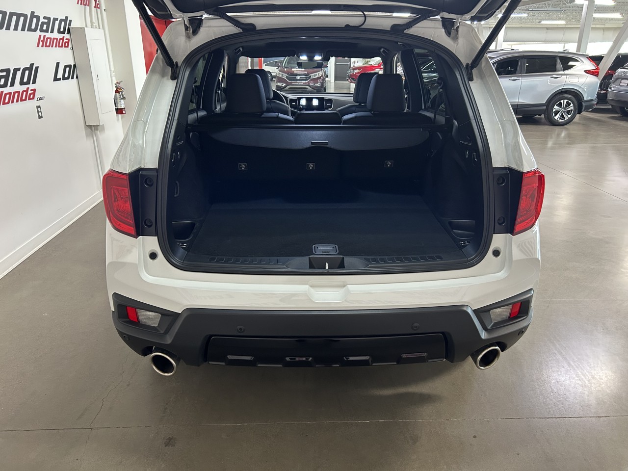2022 Honda Passport Touring-V6-CUIR-MARCHEPIEDS Main Image