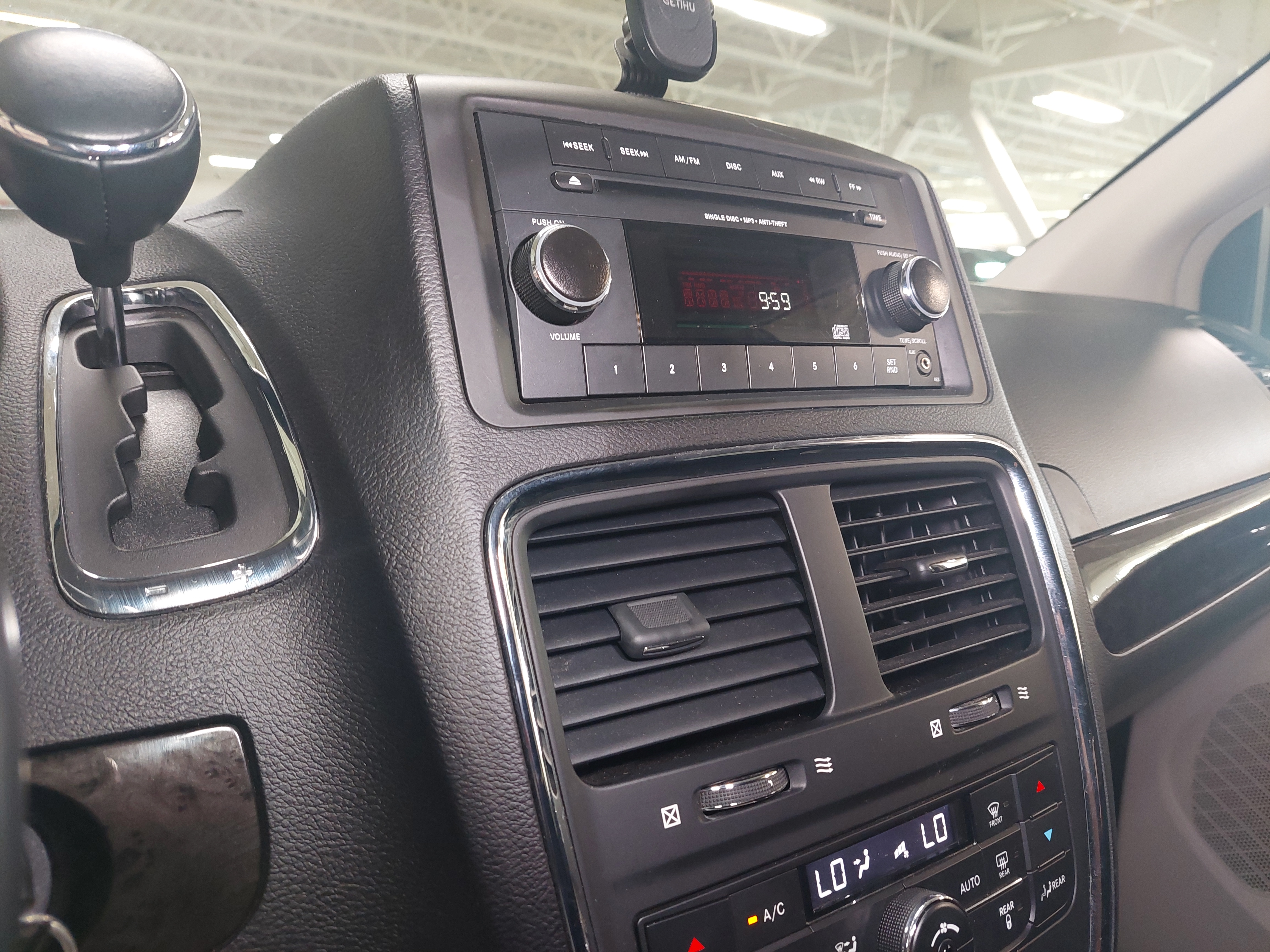2017 Dodge Grand Caravan Crew Main Image