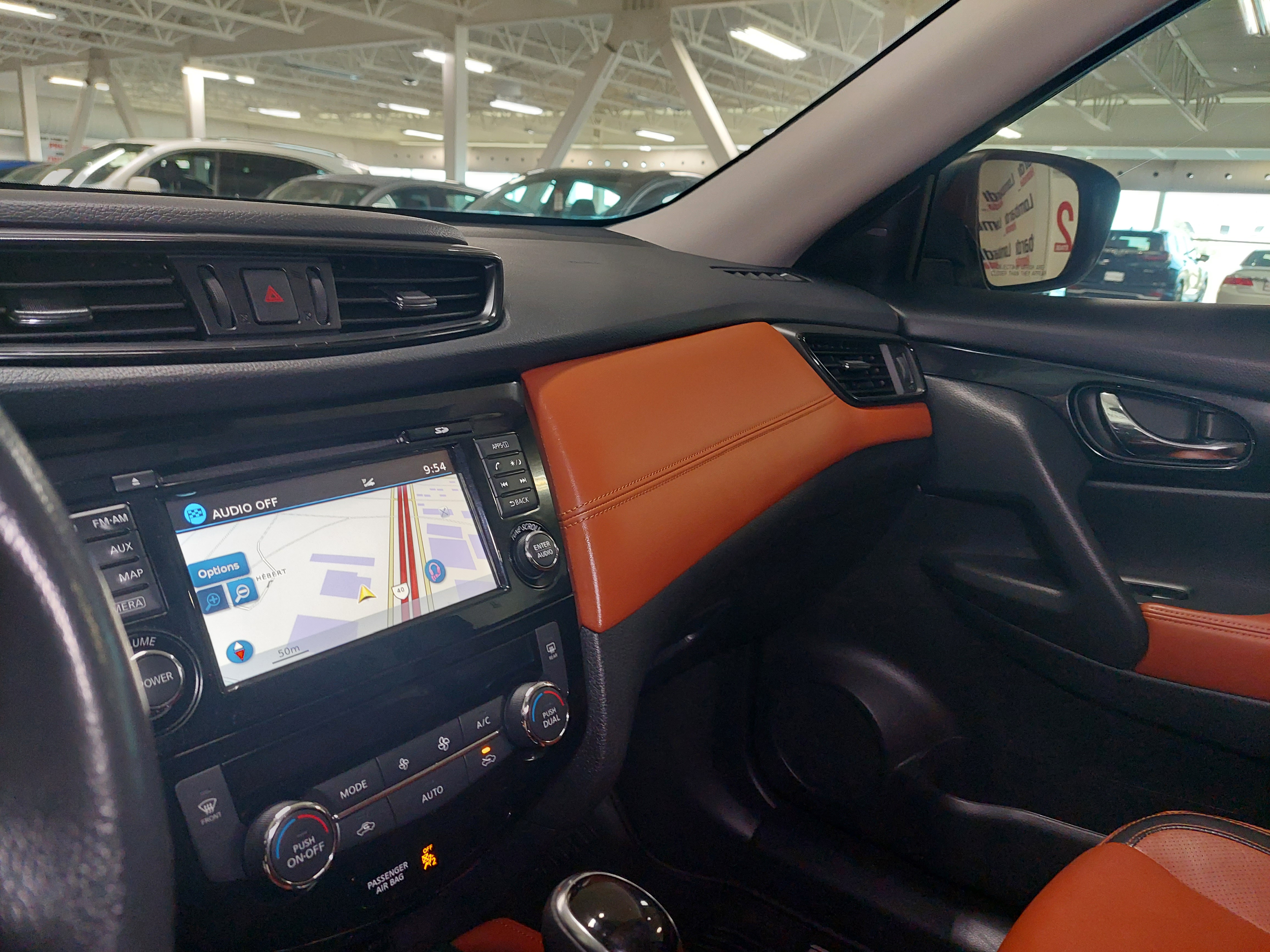 2017 Nissan Rogue SL Main Image