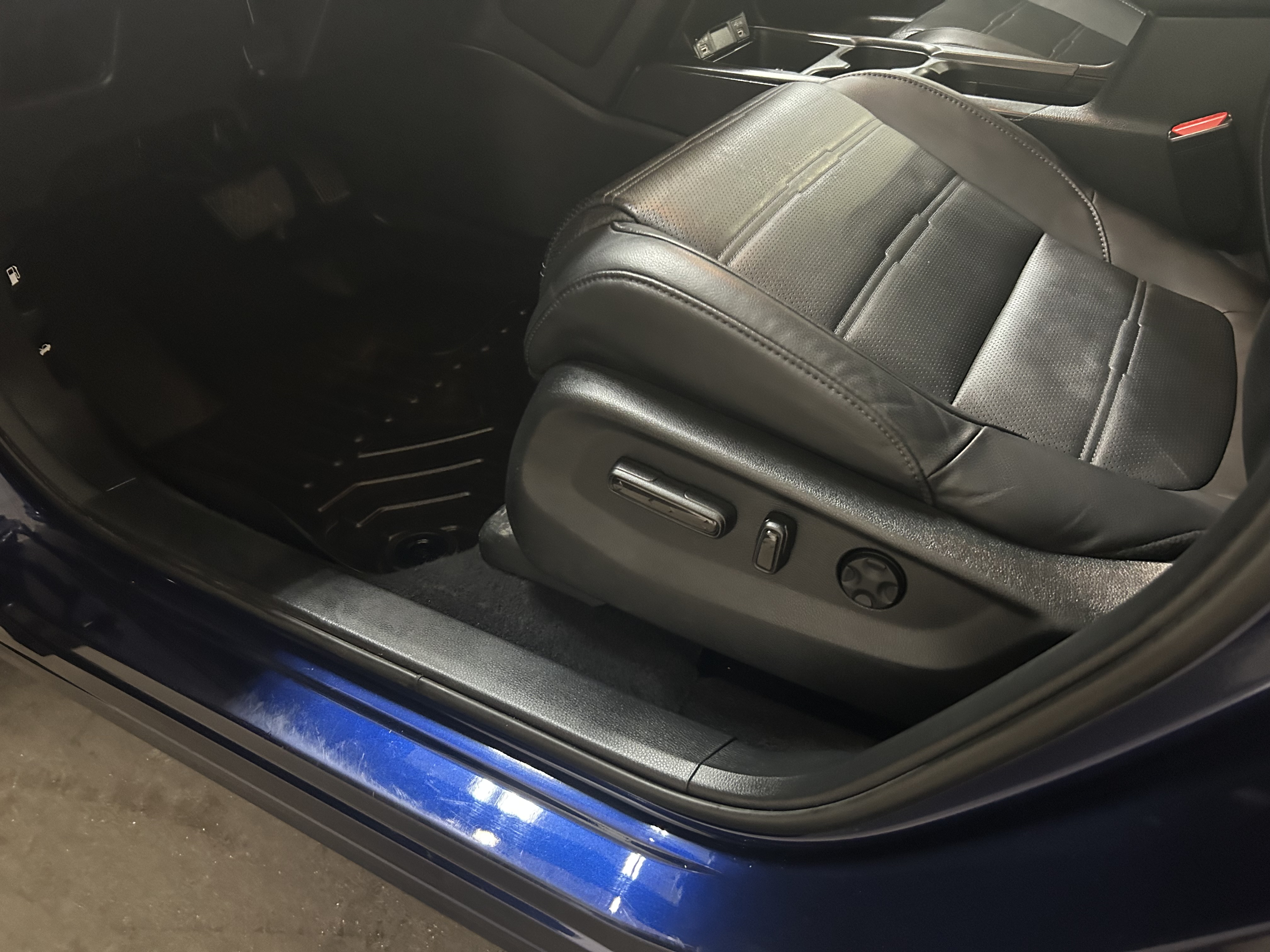 2020 Honda CR-V EX-L Main Image