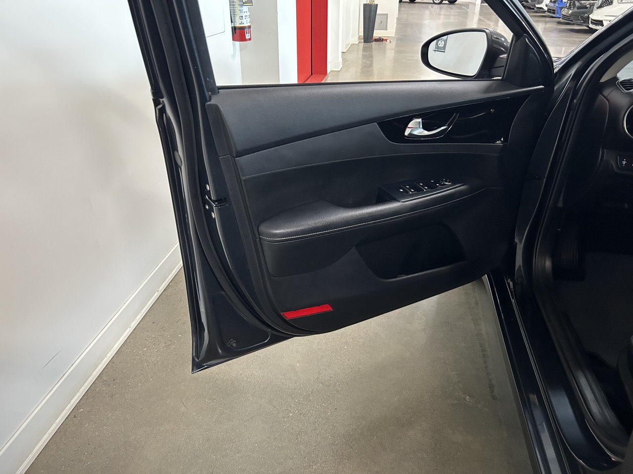 2021 Kia Forte EX Main Image