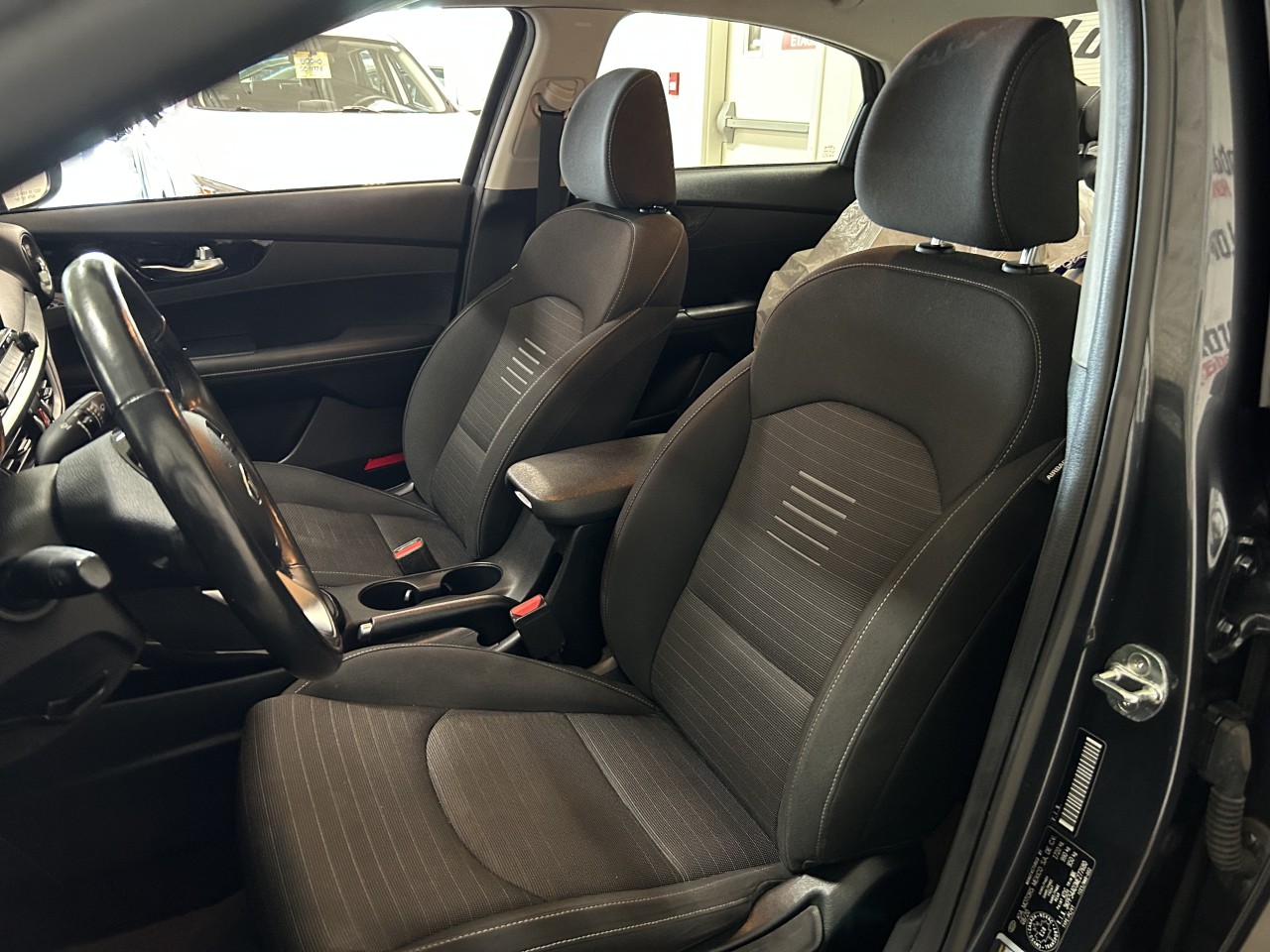 2021 Kia Forte EX Main Image