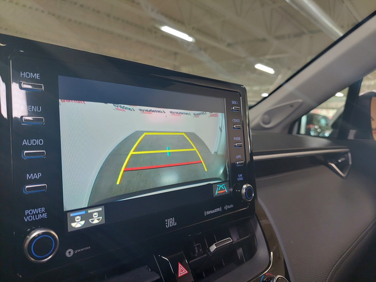2022 Toyota Corolla Cross XLE Main Image