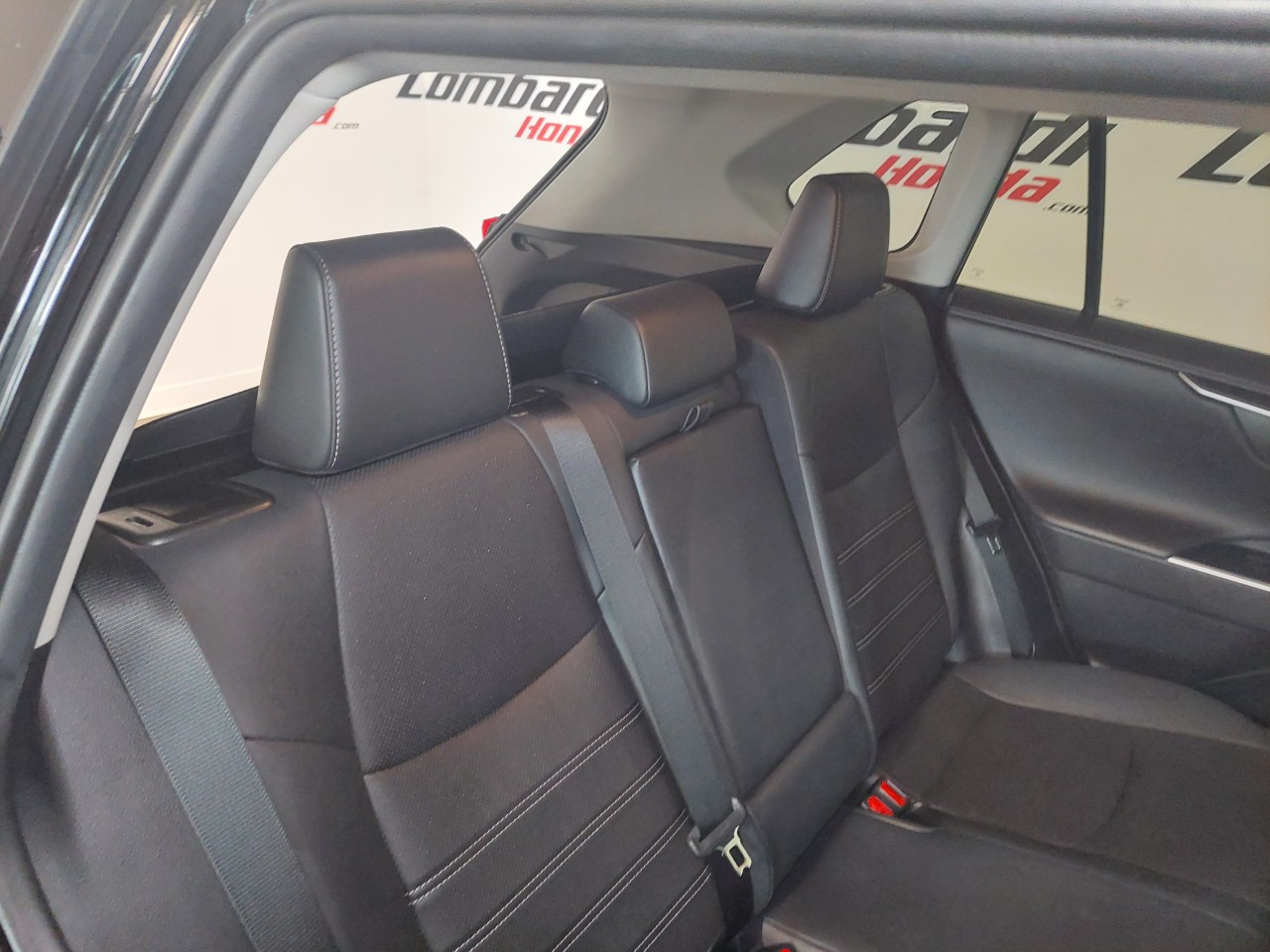 2020 Toyota RAV4 LIMITED Main Image