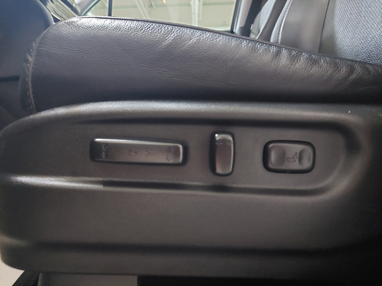 2020 Honda Pilot Touring 7-Passenger Main Image
