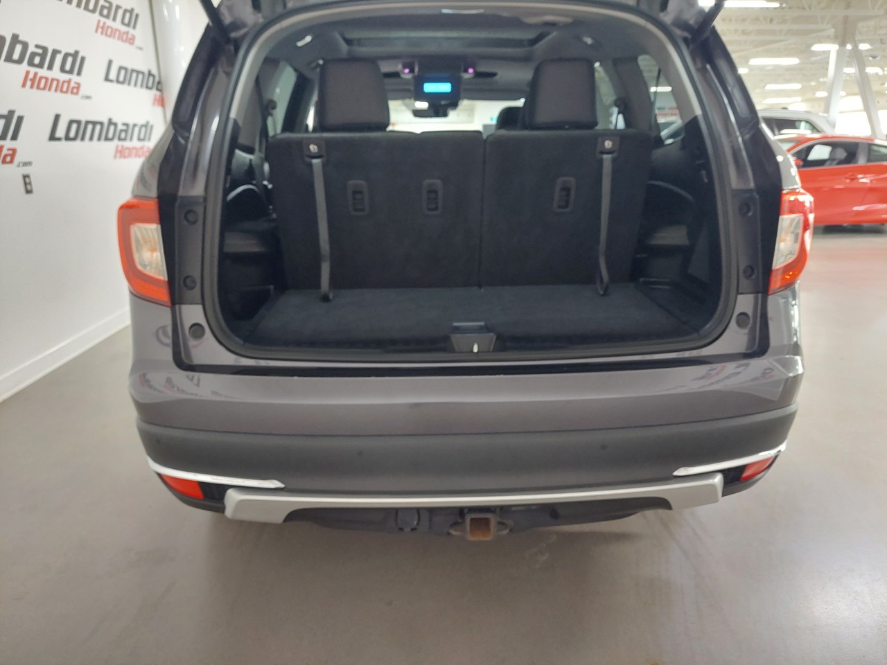 2020 Honda Pilot Touring 7-Passenger Main Image