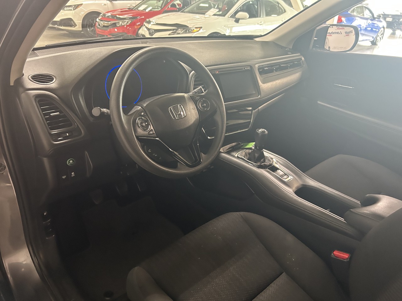 2017 Honda HR-V LX Main Image
