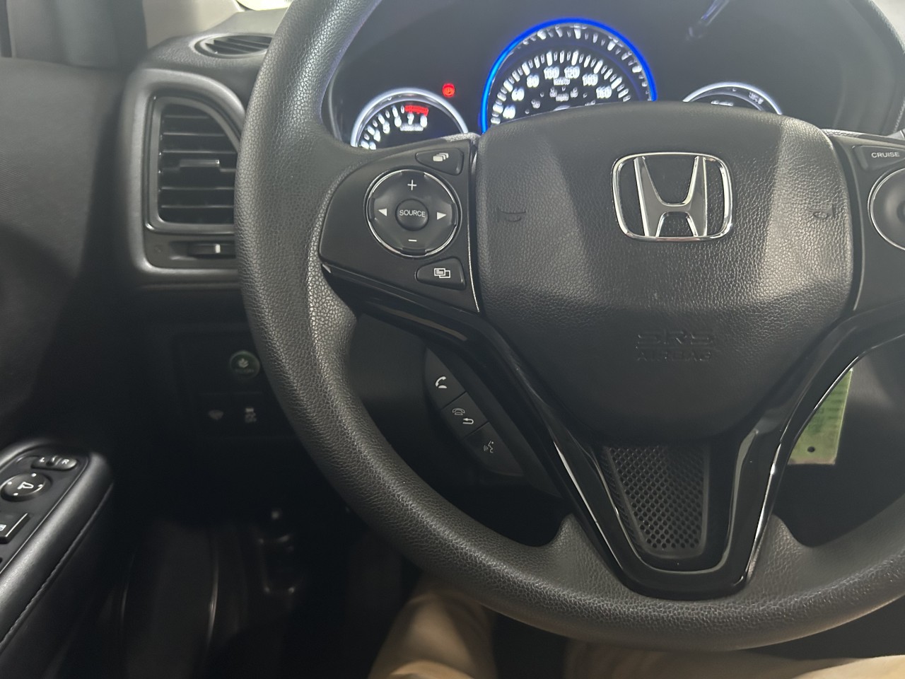 2017 Honda HR-V LX Main Image