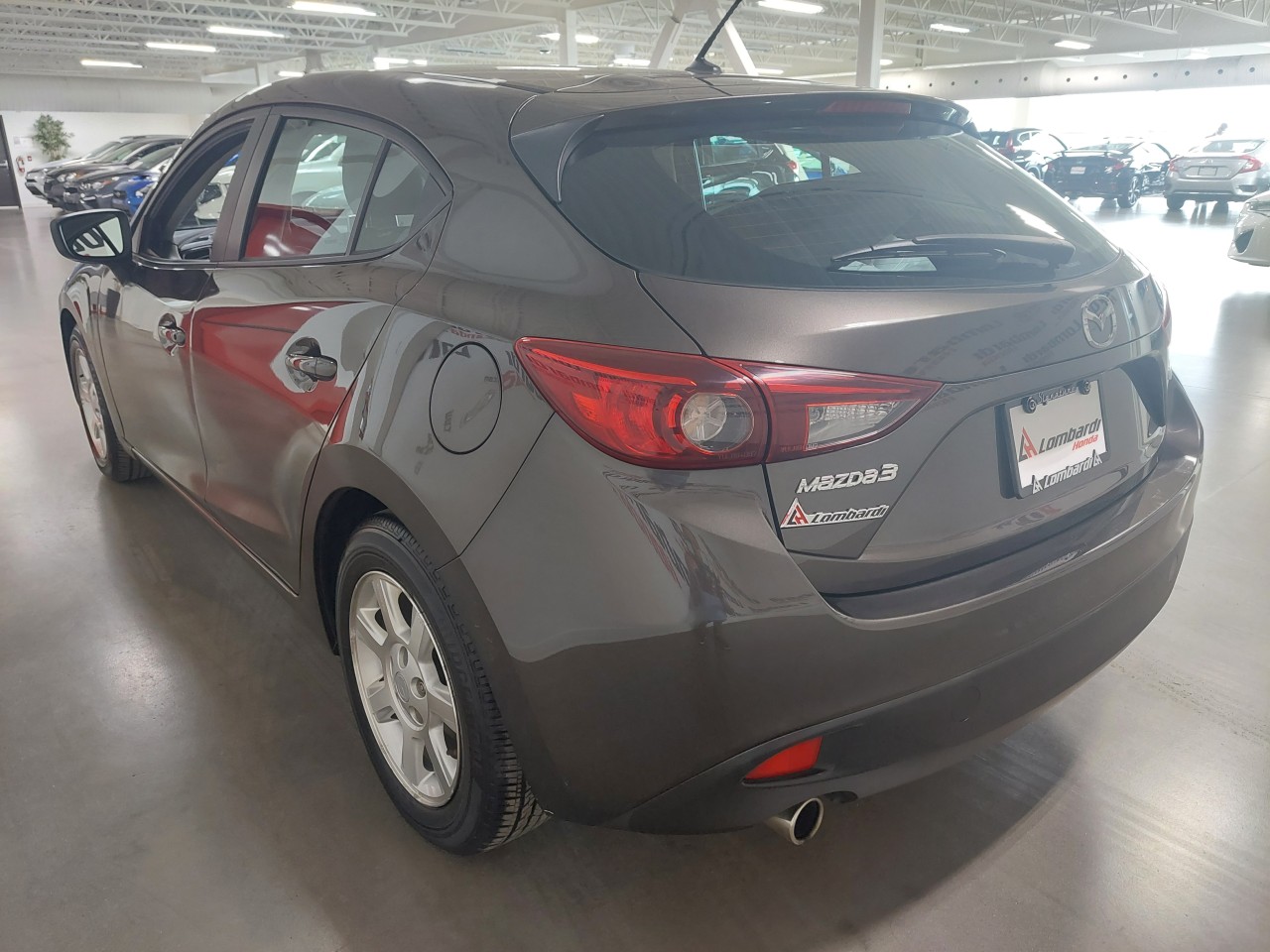 2016 Mazda 3 GX Image principale