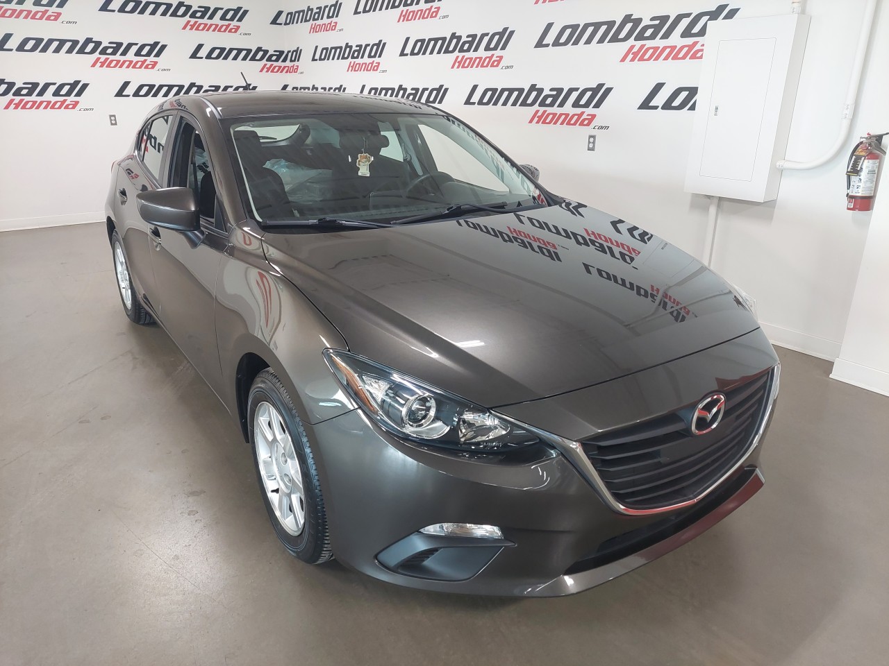 2016 Mazda 3 GX Image principale