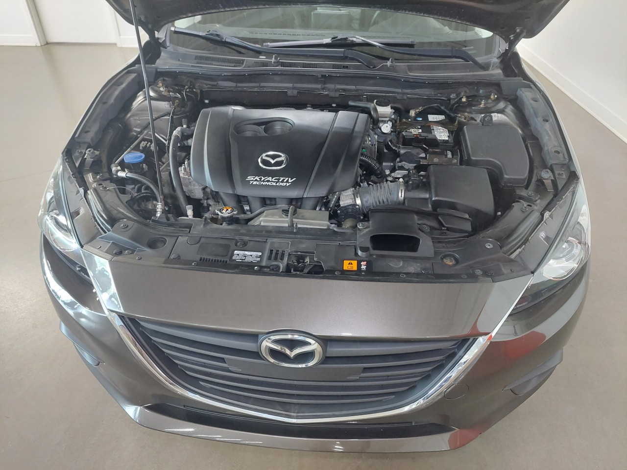 2016 Mazda 3 GX Main Image