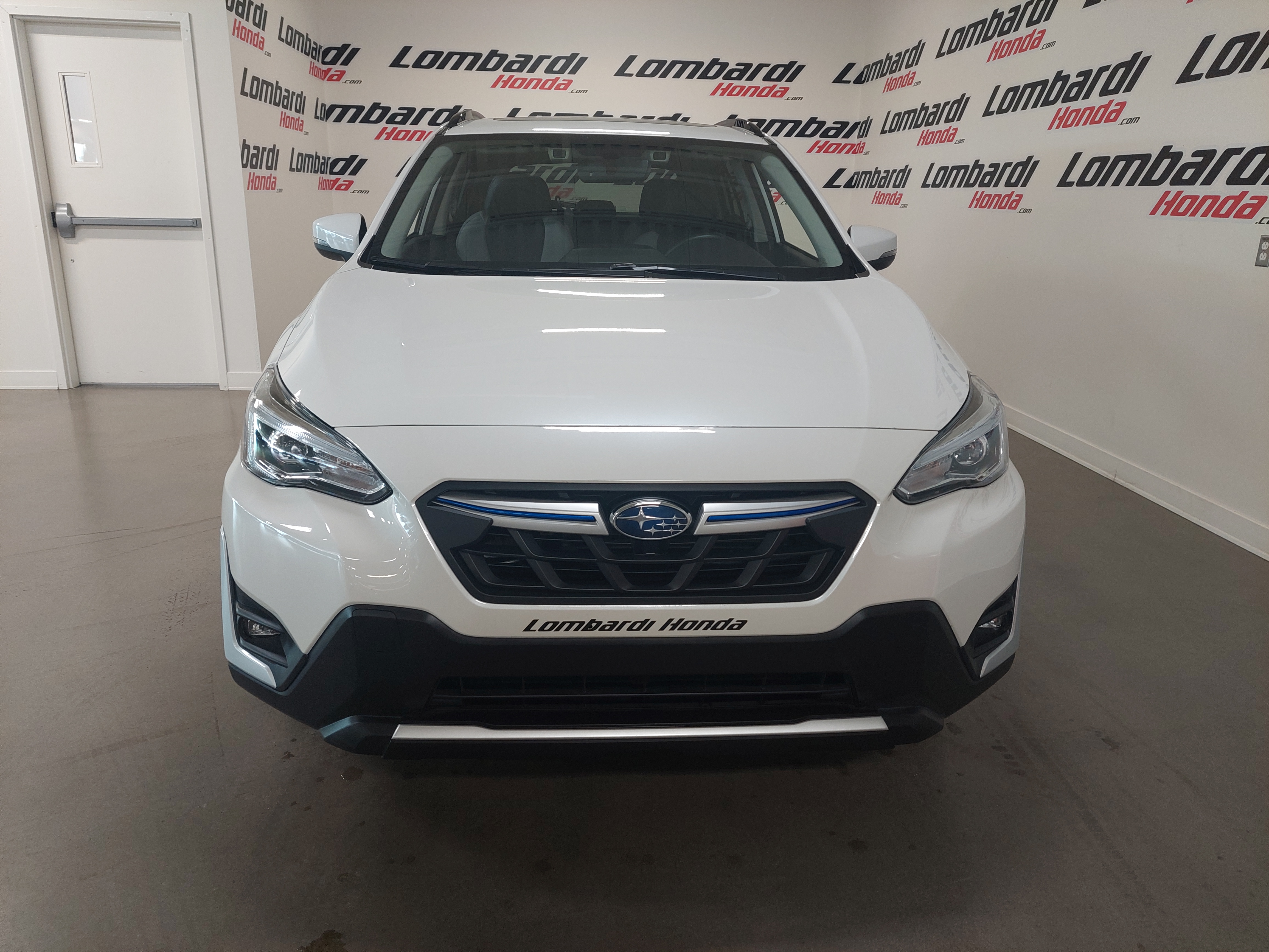 2022 Subaru Crosstrek Limited Main Image