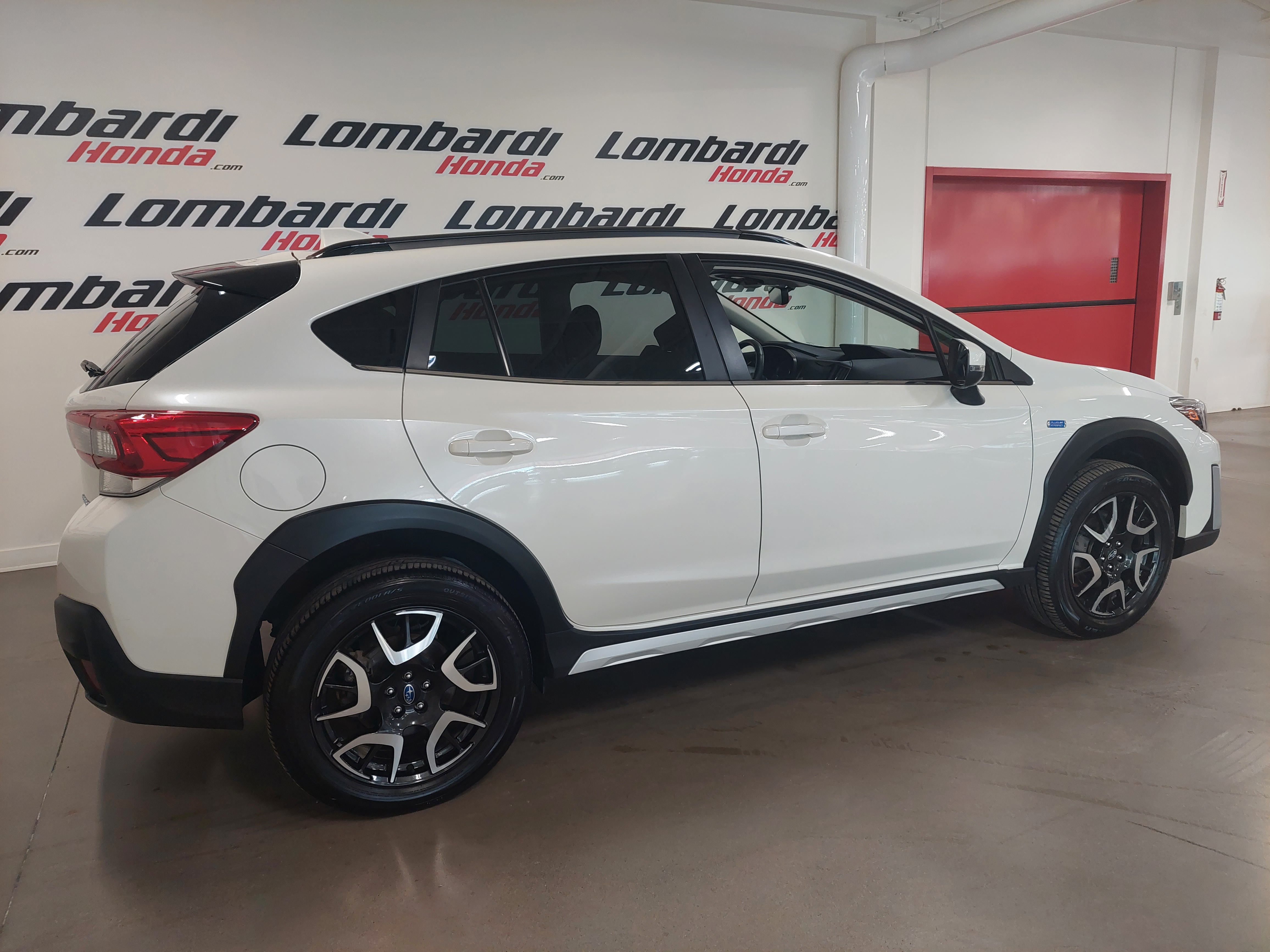 2022 Subaru Crosstrek Limited Main Image