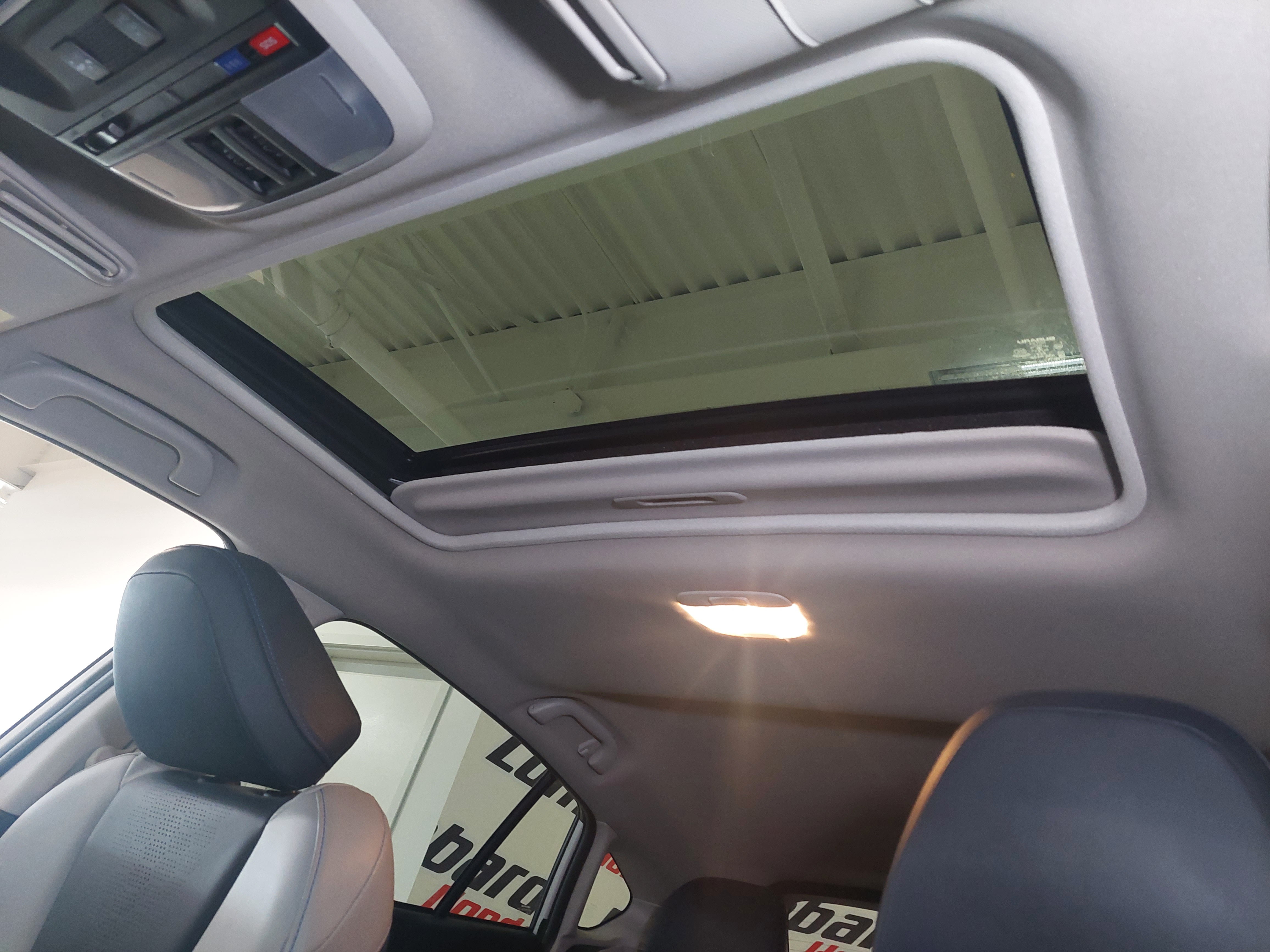 2022 Subaru Crosstrek Limited Main Image