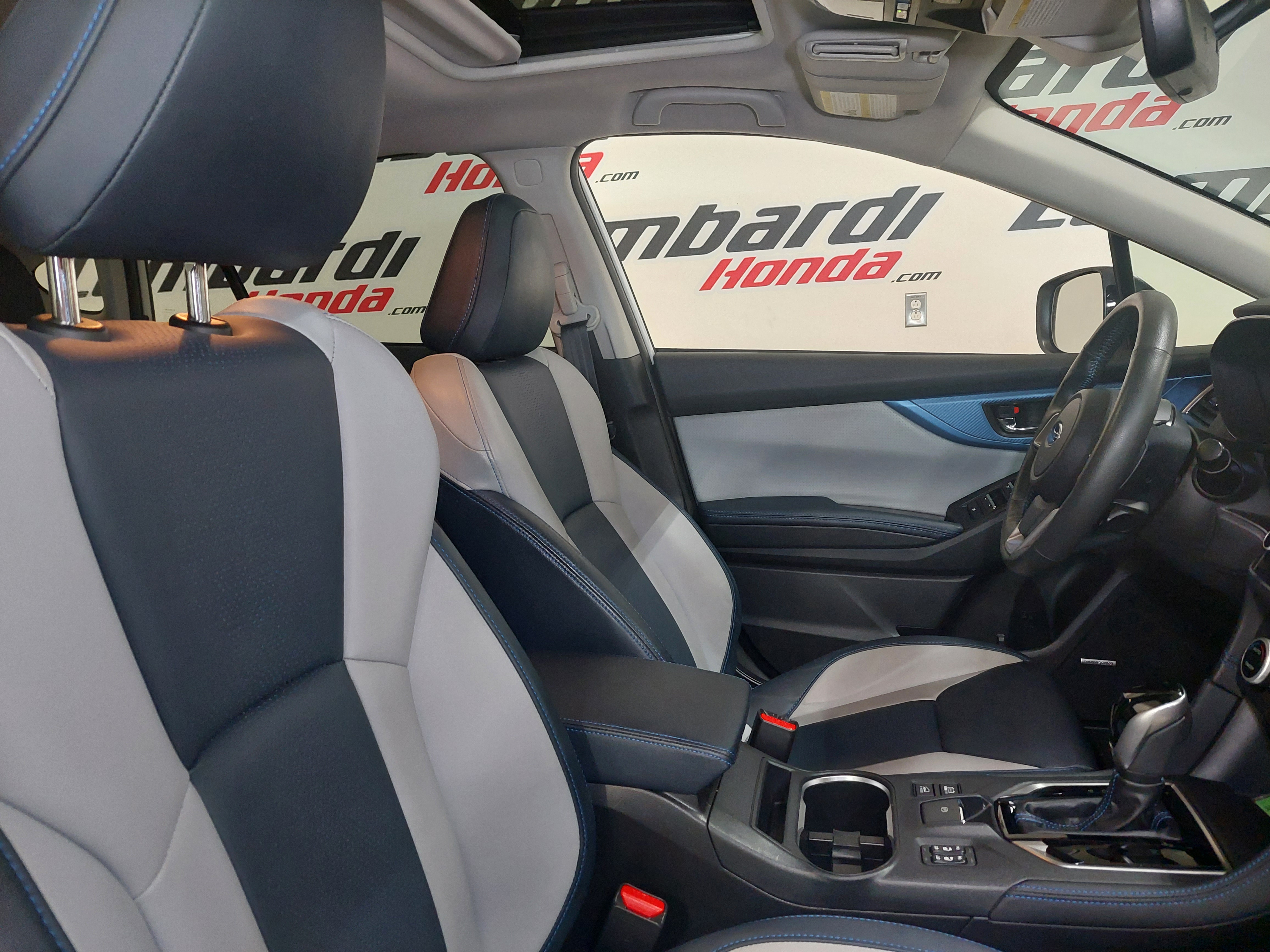 2022 Subaru Crosstrek Limited Main Image