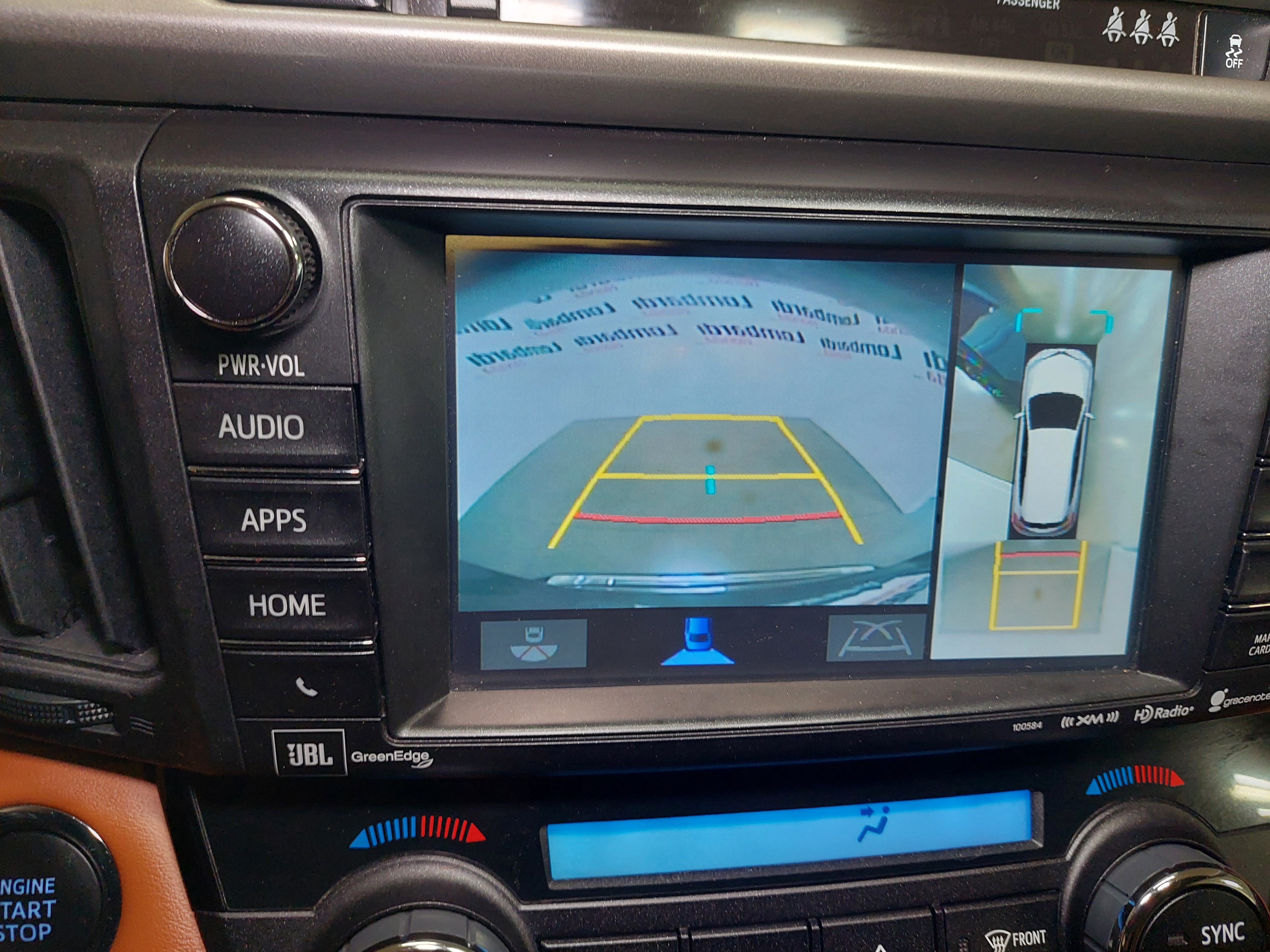 2018 Toyota RAV4 Limited Main Image