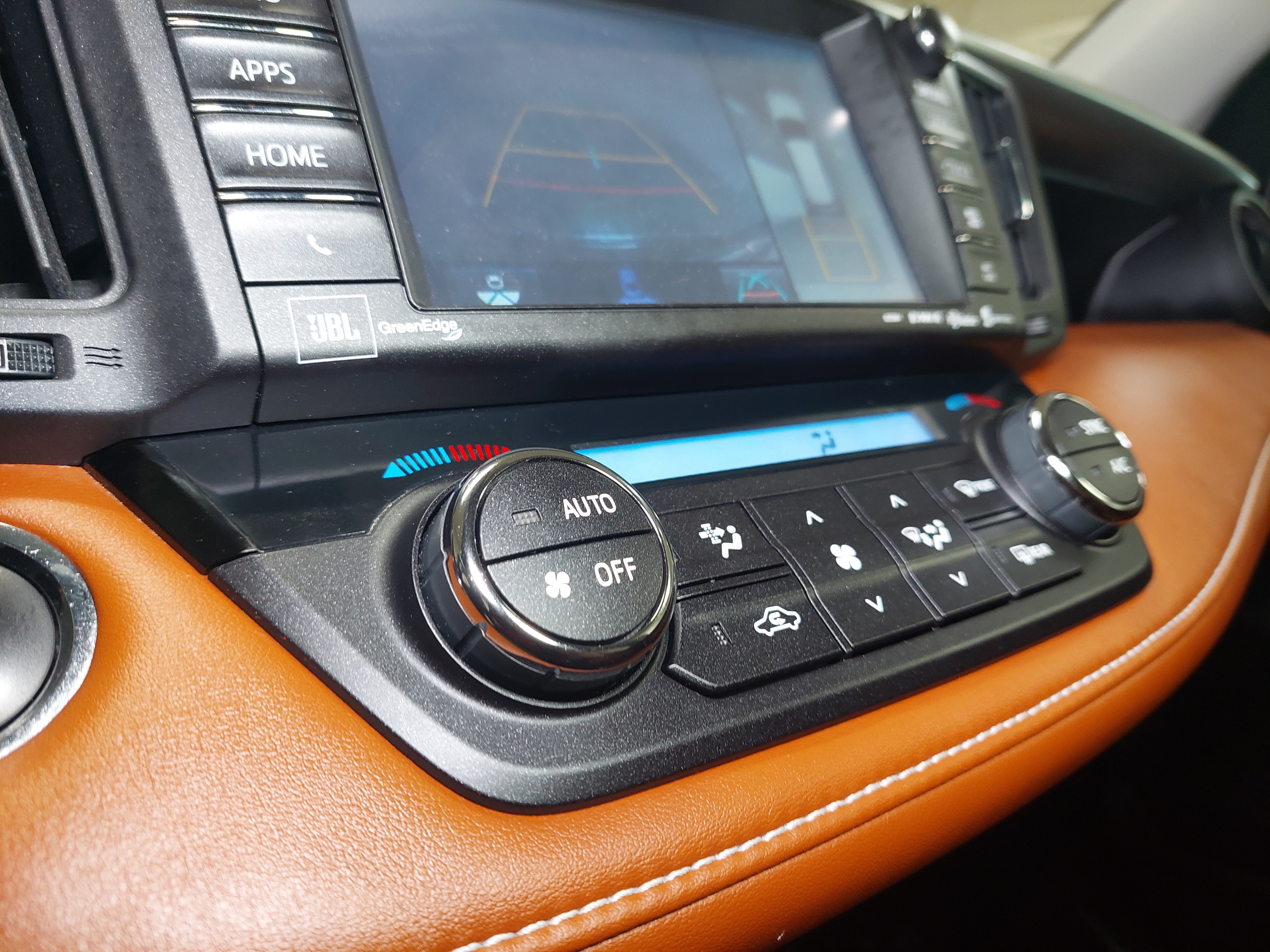 2018 Toyota RAV4 Limited Main Image
