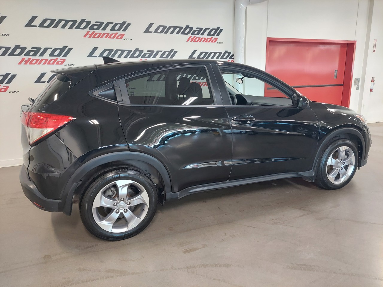 2021 Honda HR-V LX Main Image