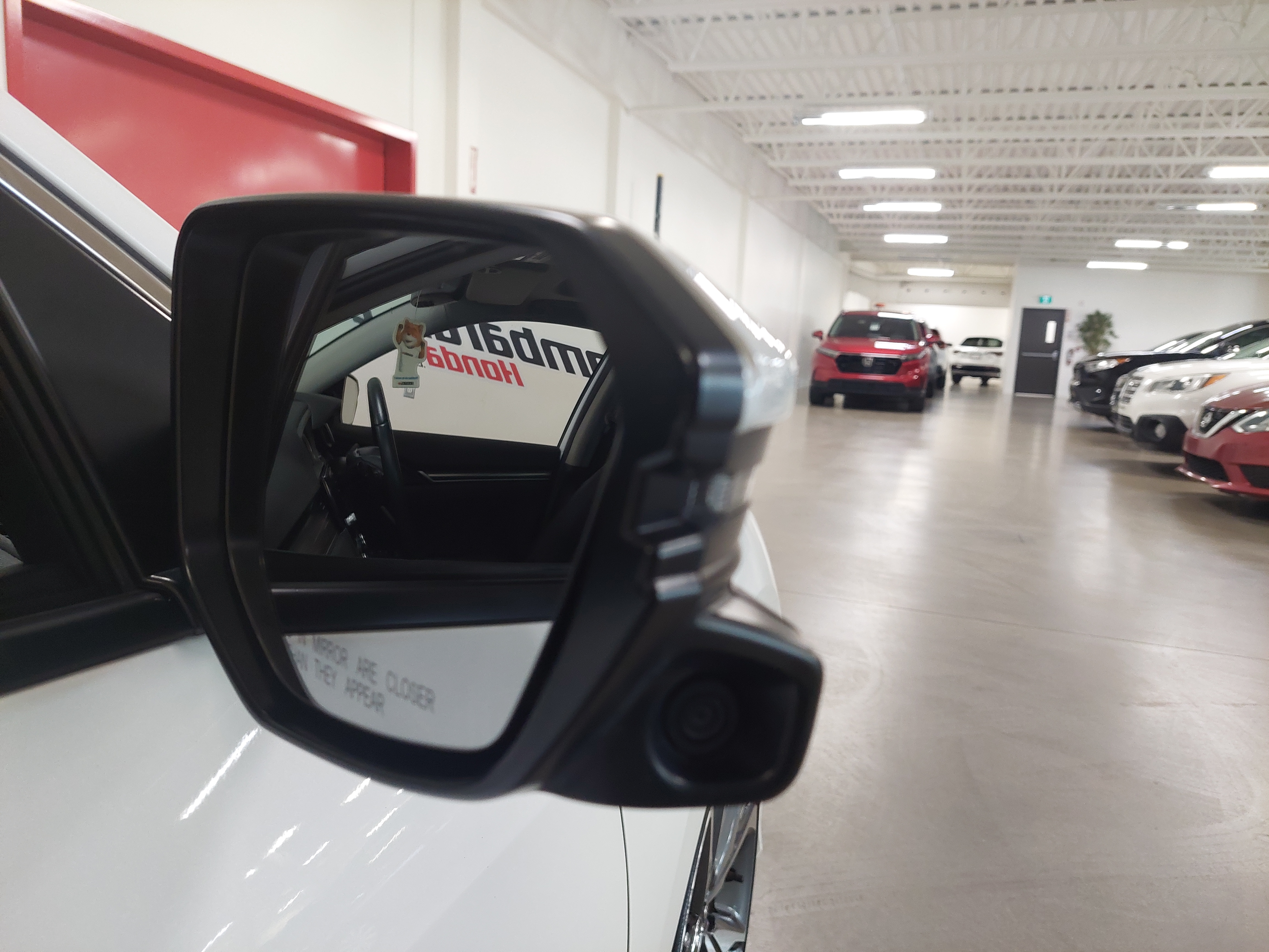 2019 Honda Civic Touring Main Image