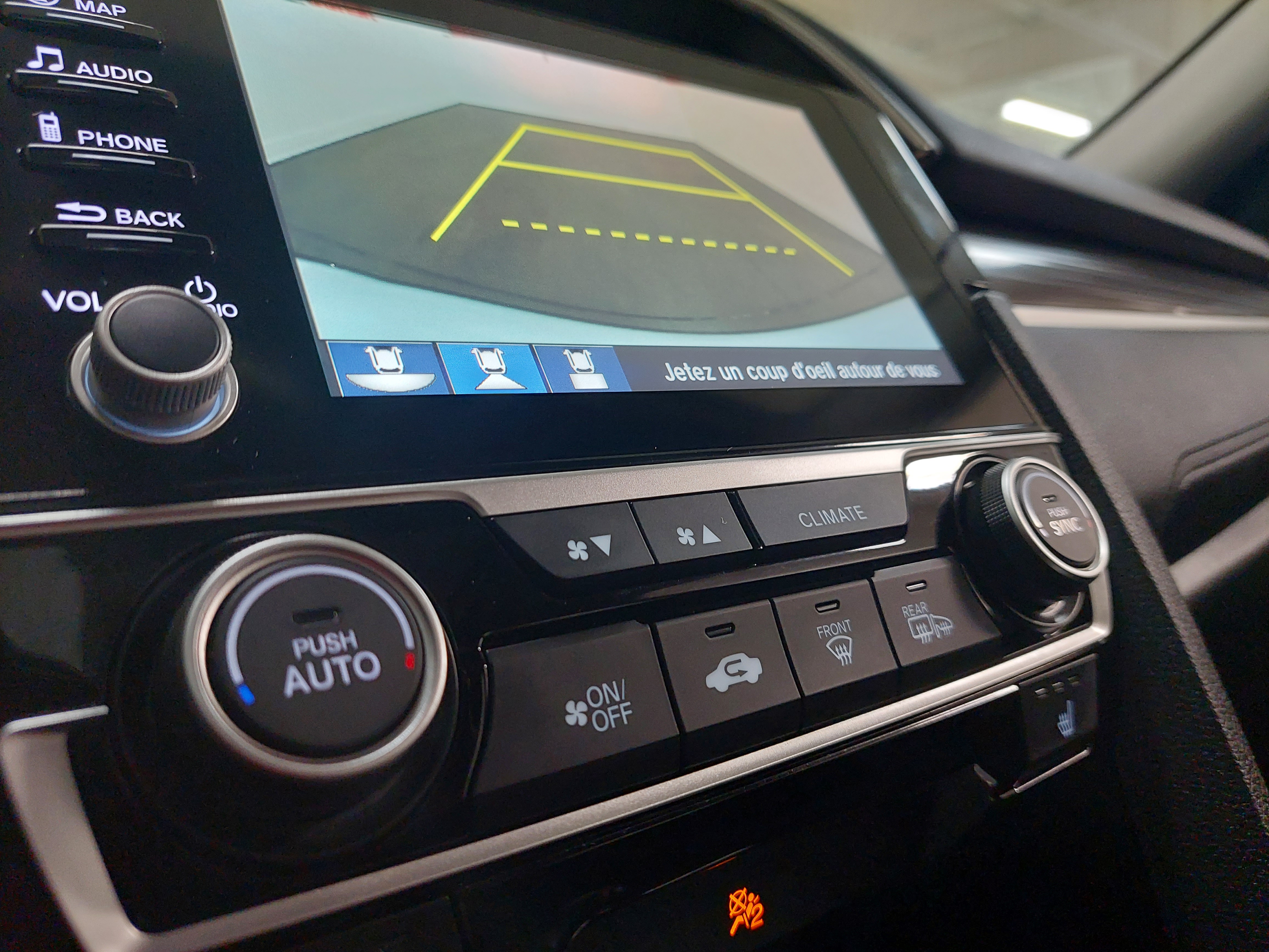 2019 Honda Civic Touring Main Image