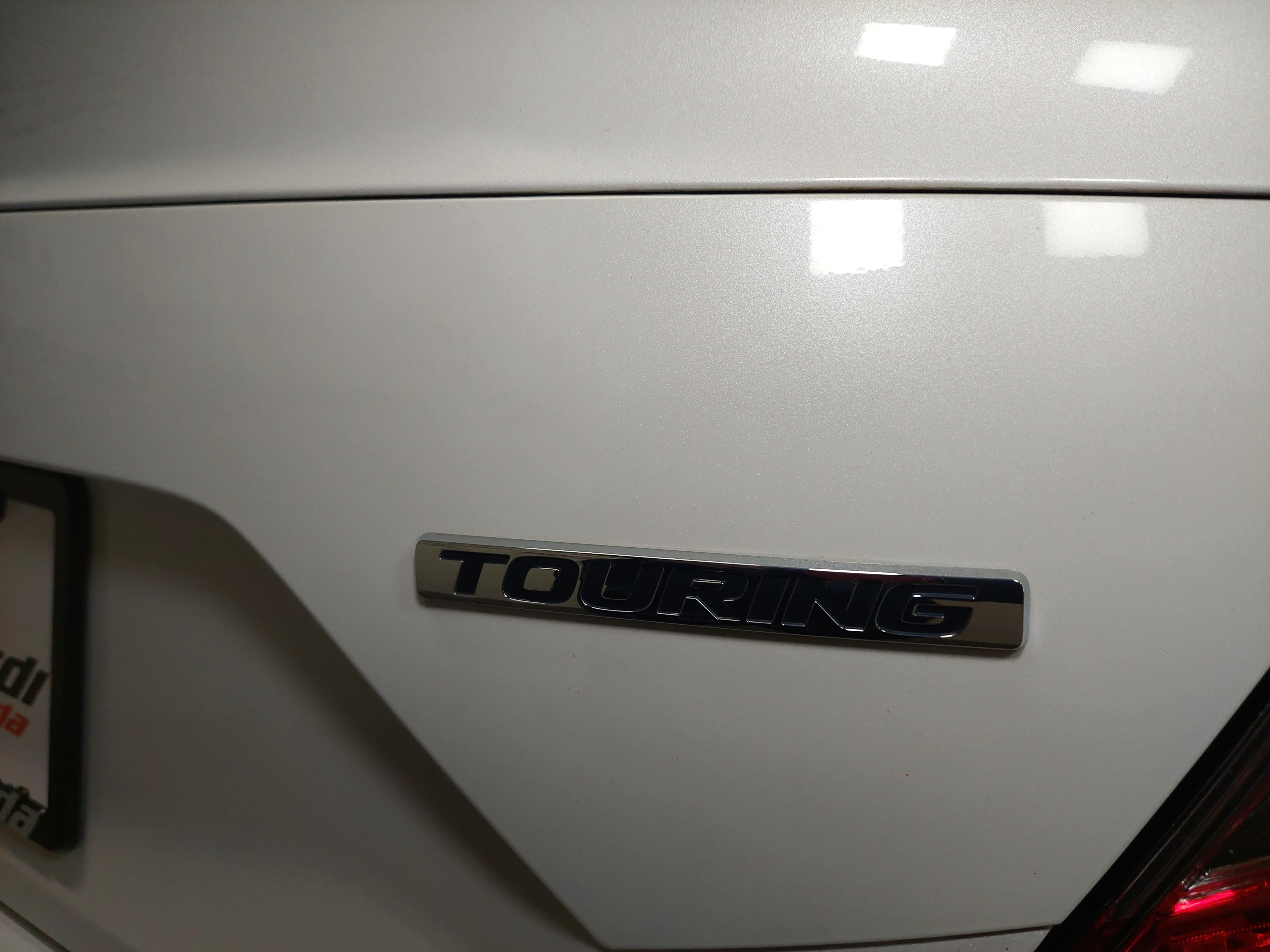 2019 Honda Civic Touring Main Image
