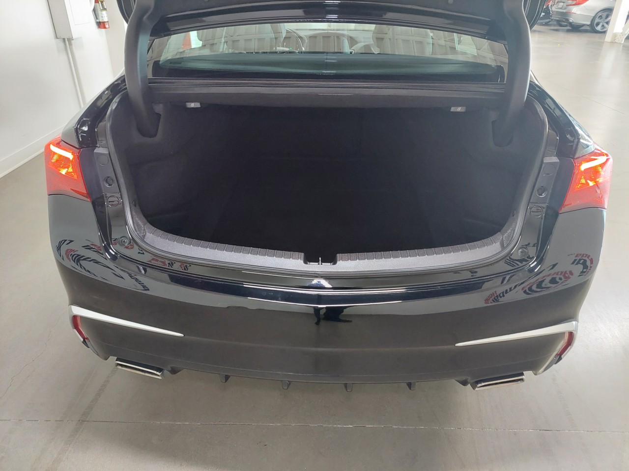 2019 Acura TLX SH-AWD Sedan Main Image