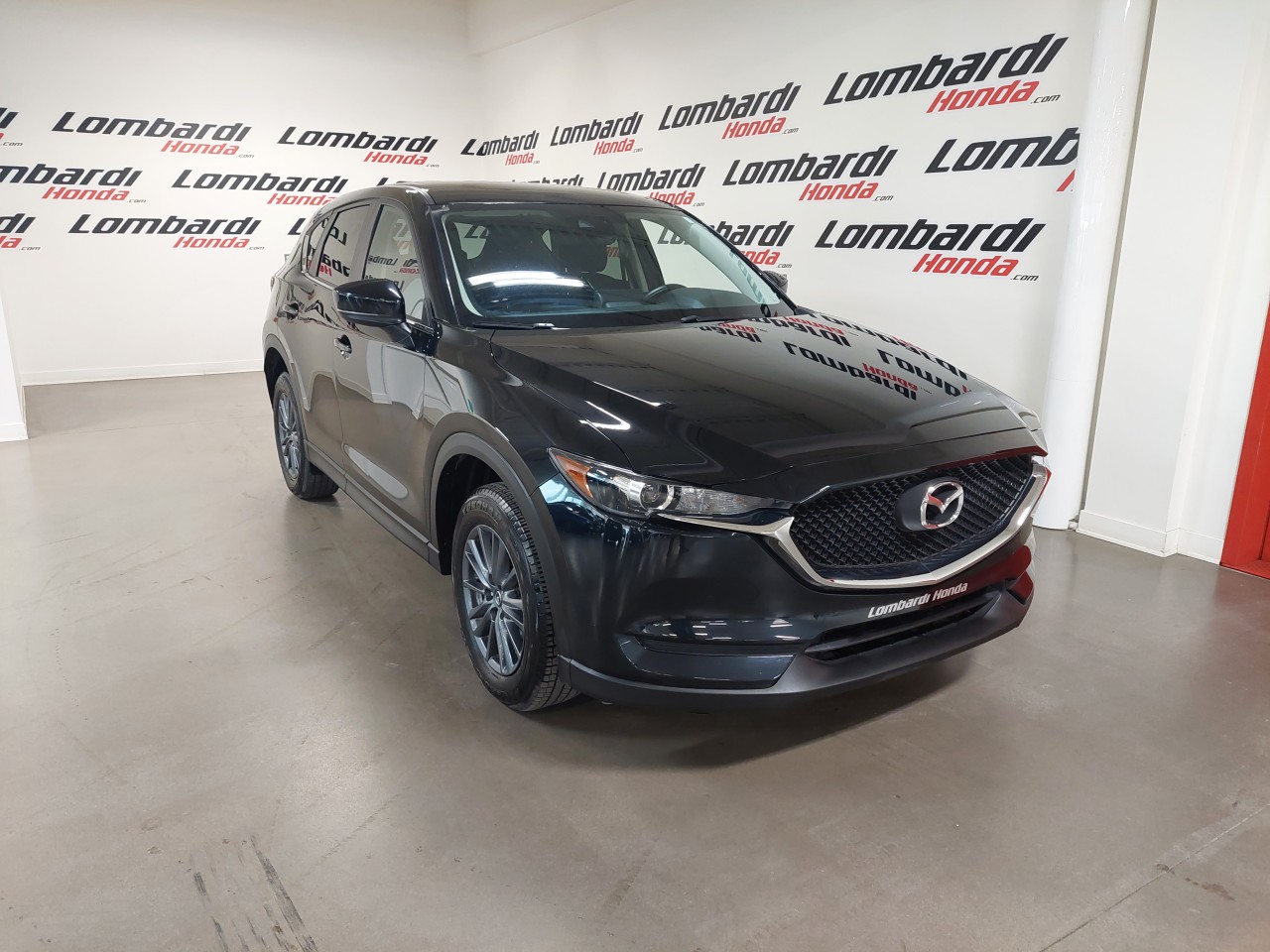 2021 Mazda CX-5 GX Image principale