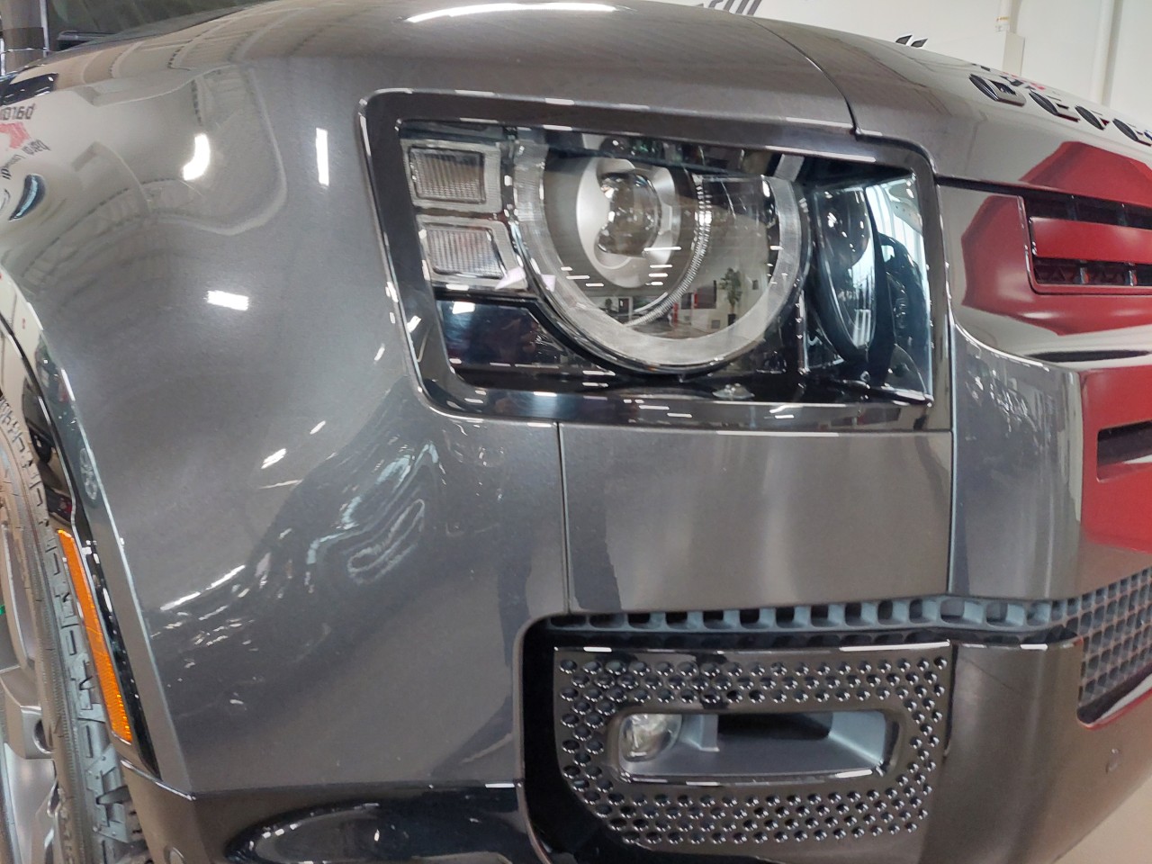 2023 Land Rover Defender 110 P400 X-Dynamic SE Carpathian Grey Image principale