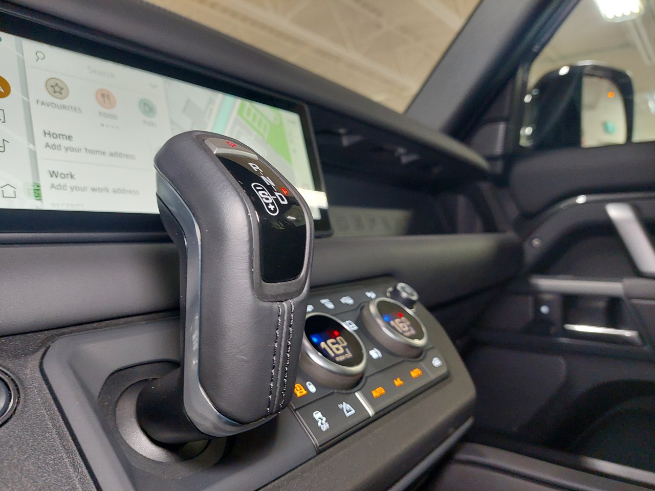 2023 Land Rover Defender 110 P400 X-Dynamic SE Carpathian Grey Main Image