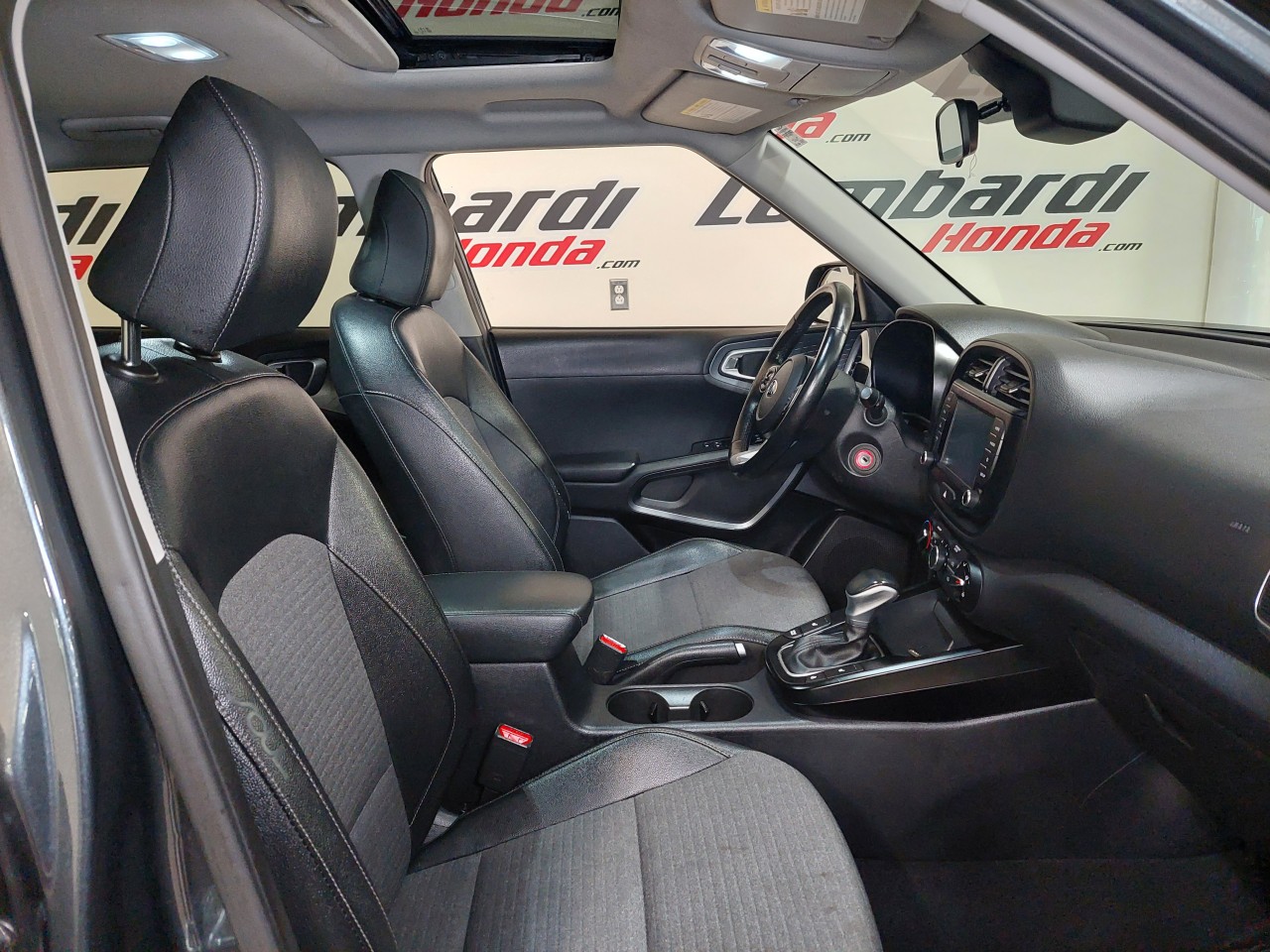 2020 Kia Soul EX Main Image