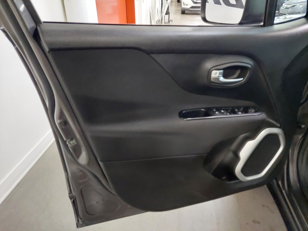 2018 Jeep Renegade Sport Main Image