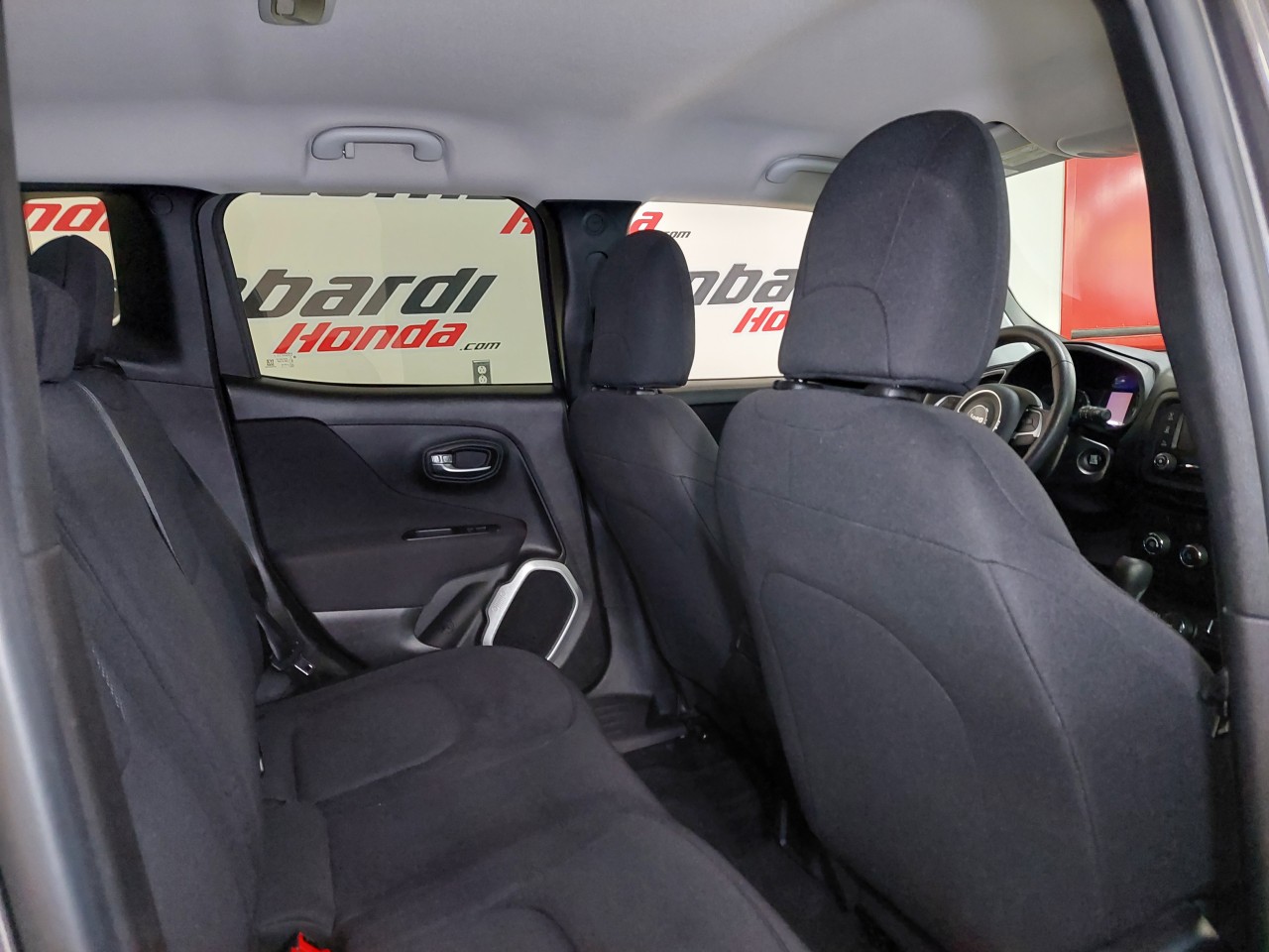 2018 Jeep Renegade Sport Main Image