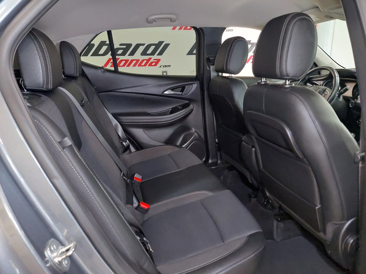 2021 Buick Encore GX Select Main Image