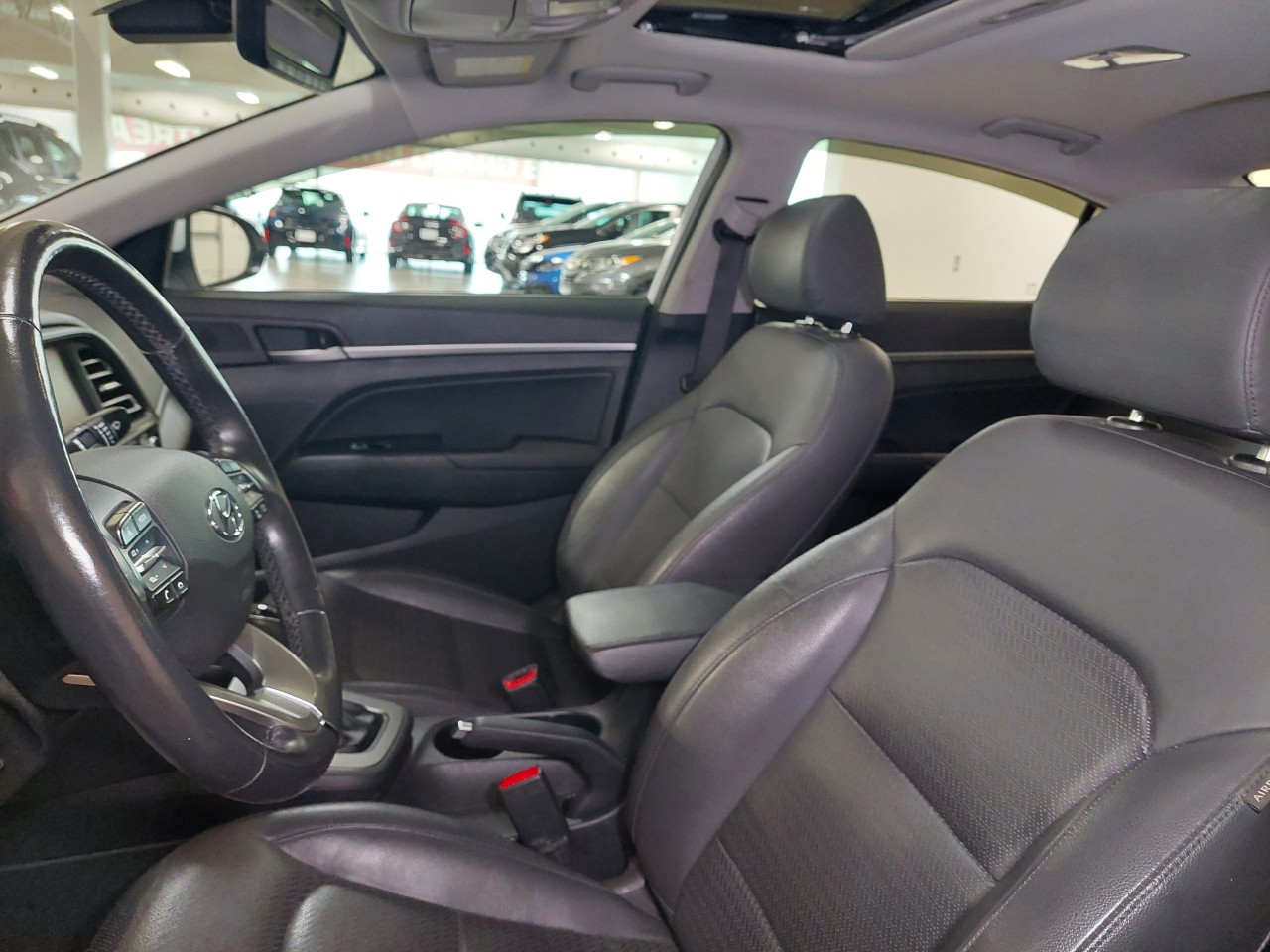 2020 Hyundai Elantra Ultimate Main Image