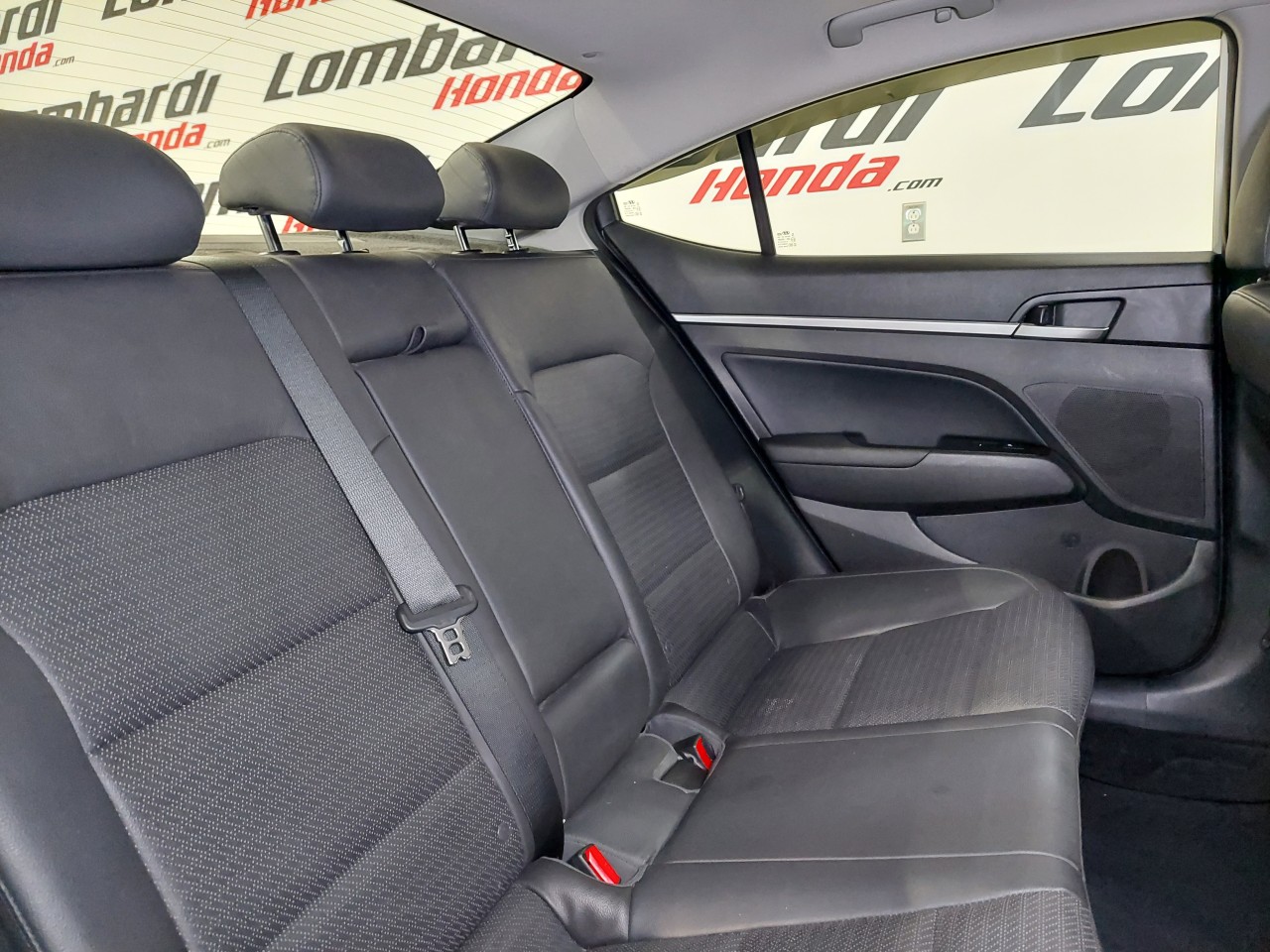 2020 Hyundai Elantra Ultimate Main Image