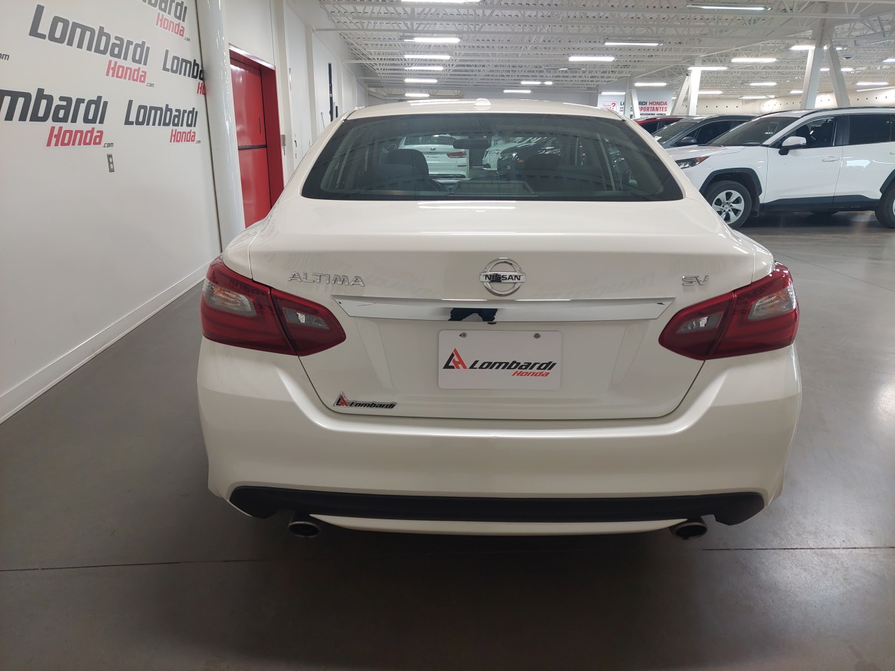 2018 Nissan Altima 2.5 Main Image
