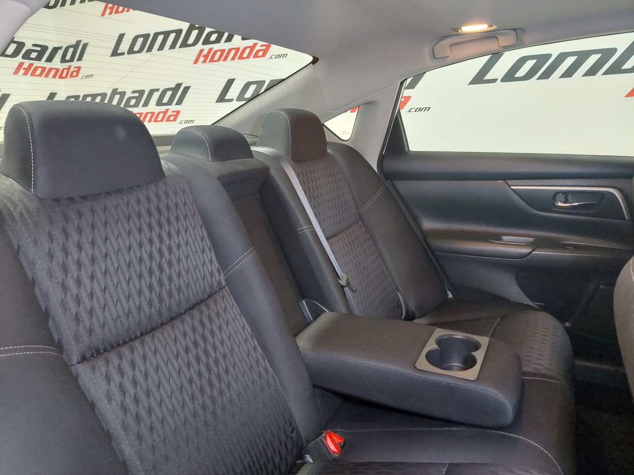 2018 Nissan Altima 2.5 Main Image