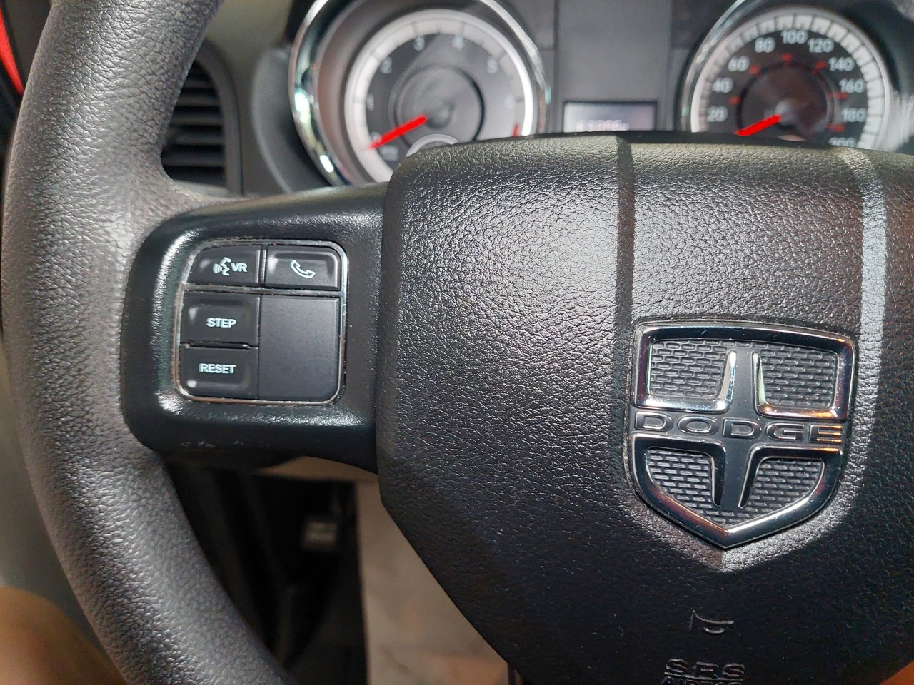2019 Dodge Grand Caravan SXT Main Image
