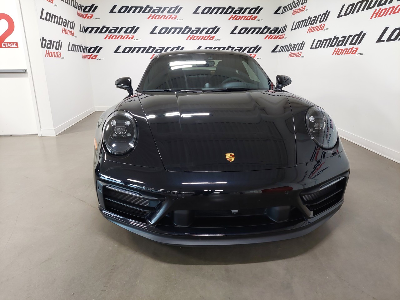 2024 Porsche 911 CARRERA 4 GTS Image principale