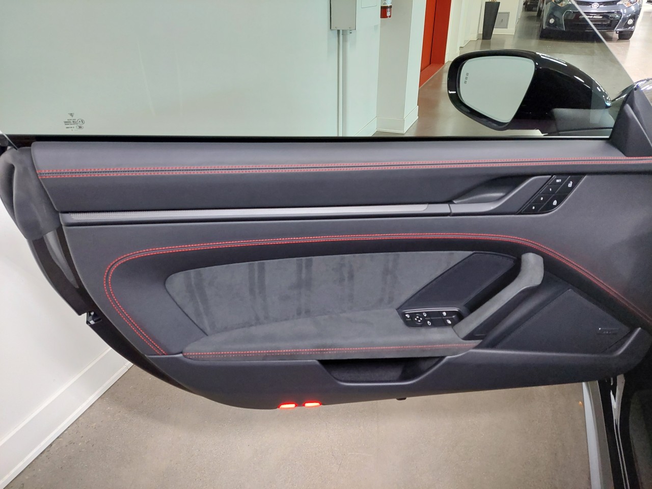2024 Porsche 911 CARRERA 4 GTS Main Image