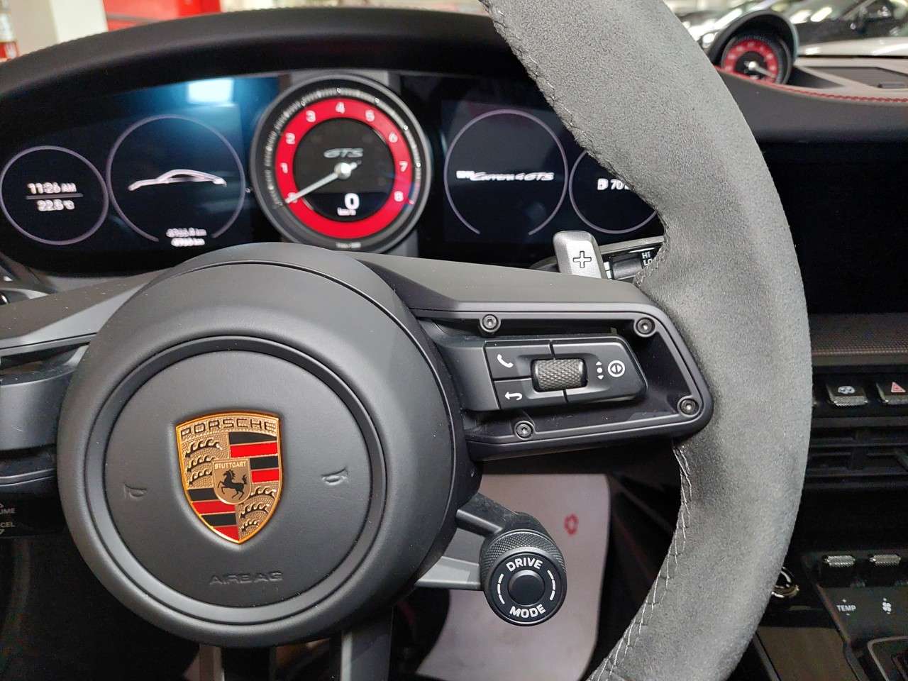 2024 Porsche 911 CARRERA 4 GTS Main Image