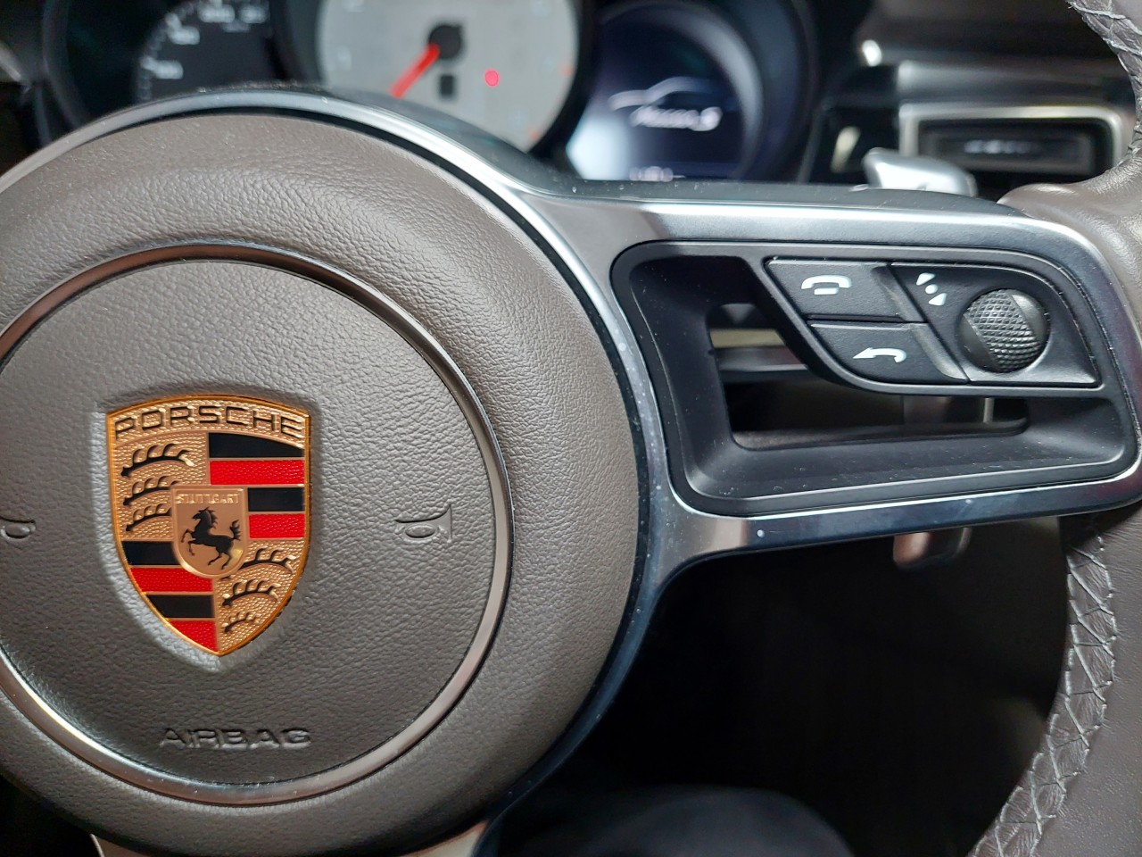 2018 Porsche Macan S Main Image