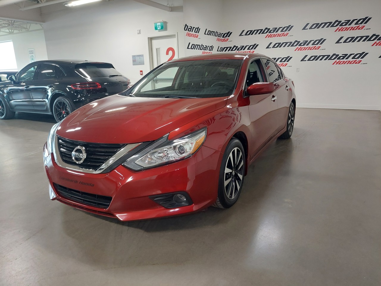 2018 Nissan Altima 2.5 Main Image
