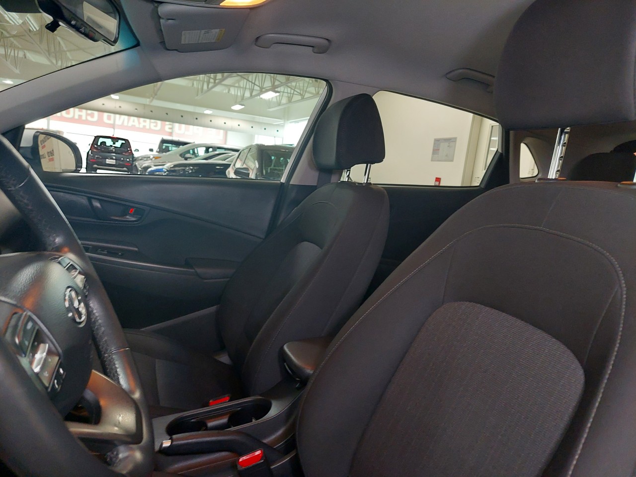 2022 Hyundai Kona Preferred Main Image