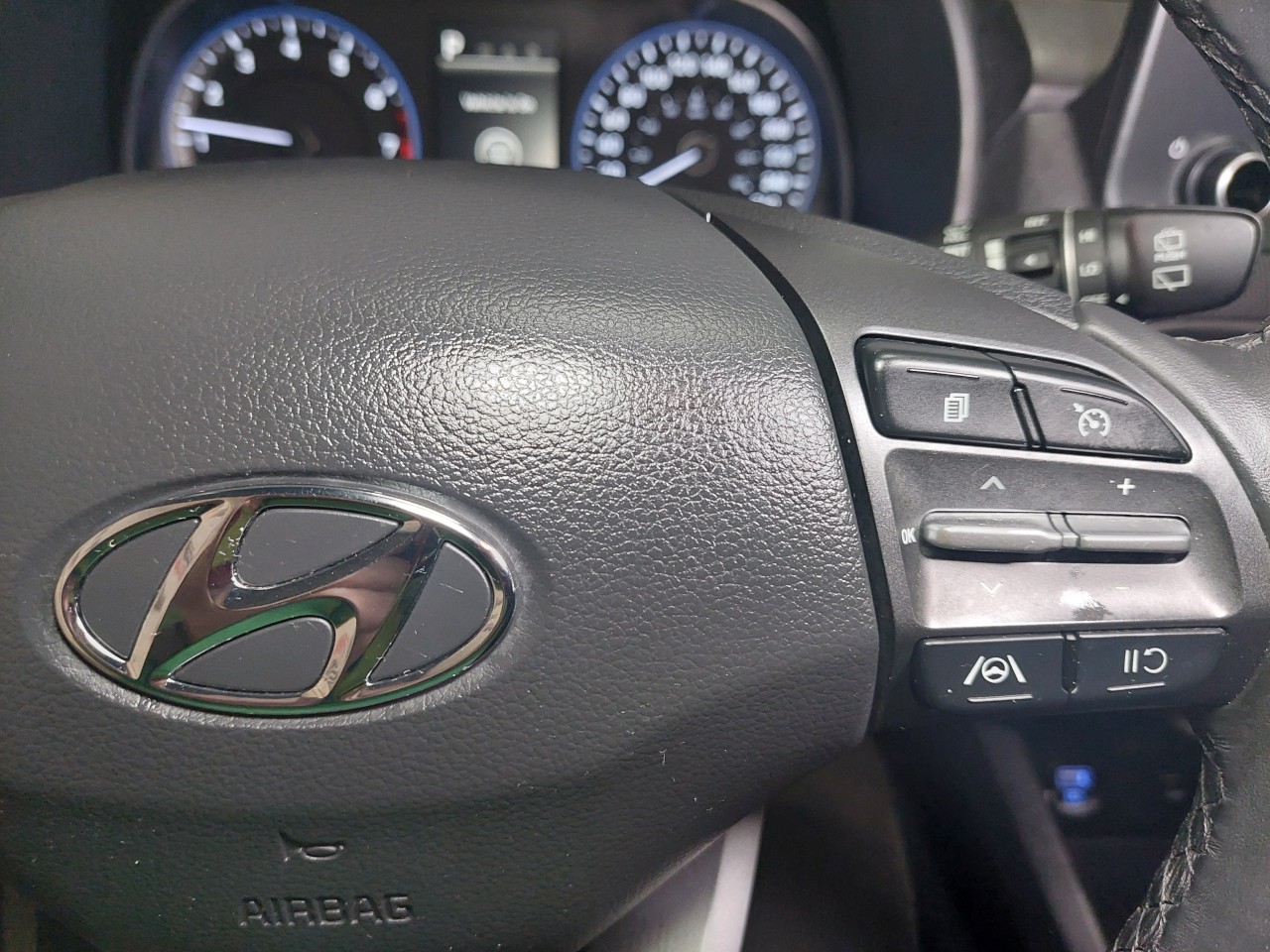 2022 Hyundai Kona Preferred Main Image