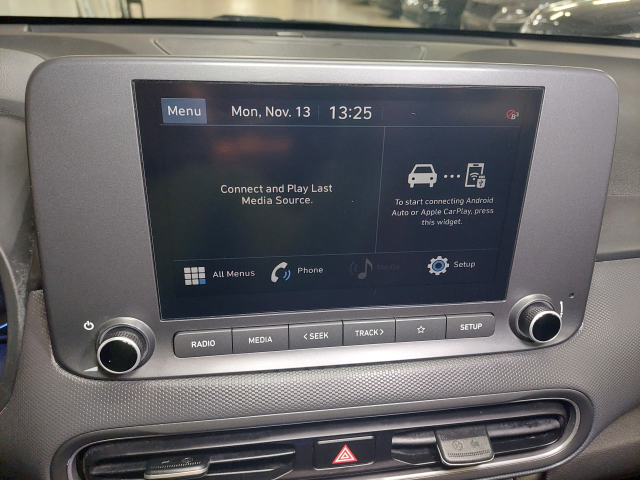2022 Hyundai Kona Preferred Main Image