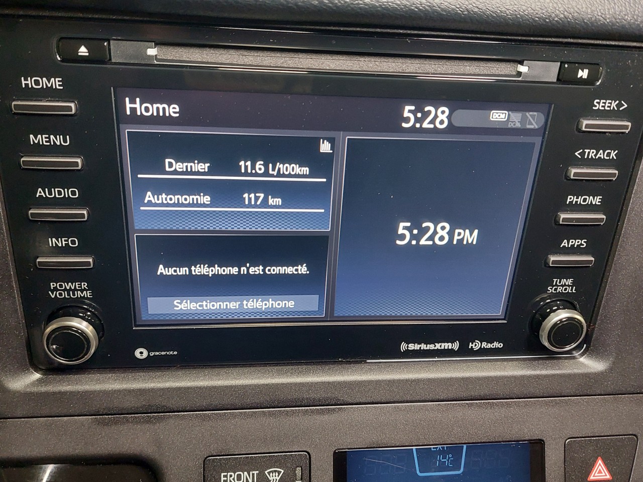 2018 Toyota Sienna LE Main Image