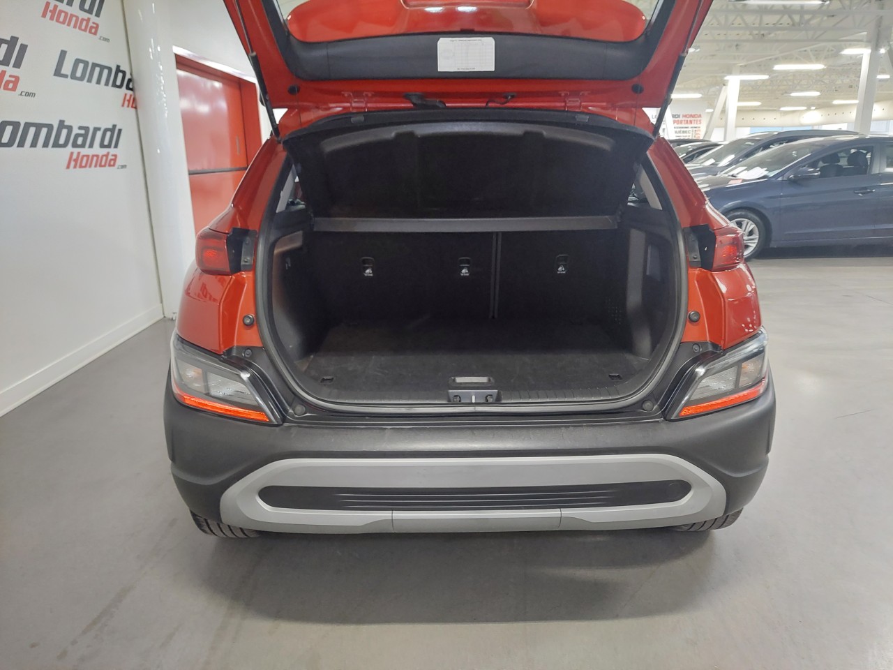 2022 Hyundai Kona Preferred Main Image
