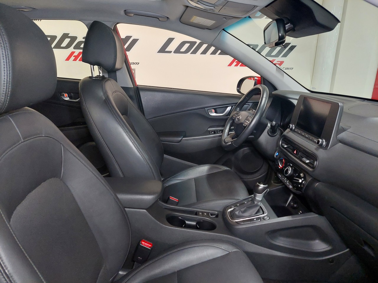 2022 Hyundai Kona Preferred Main Image