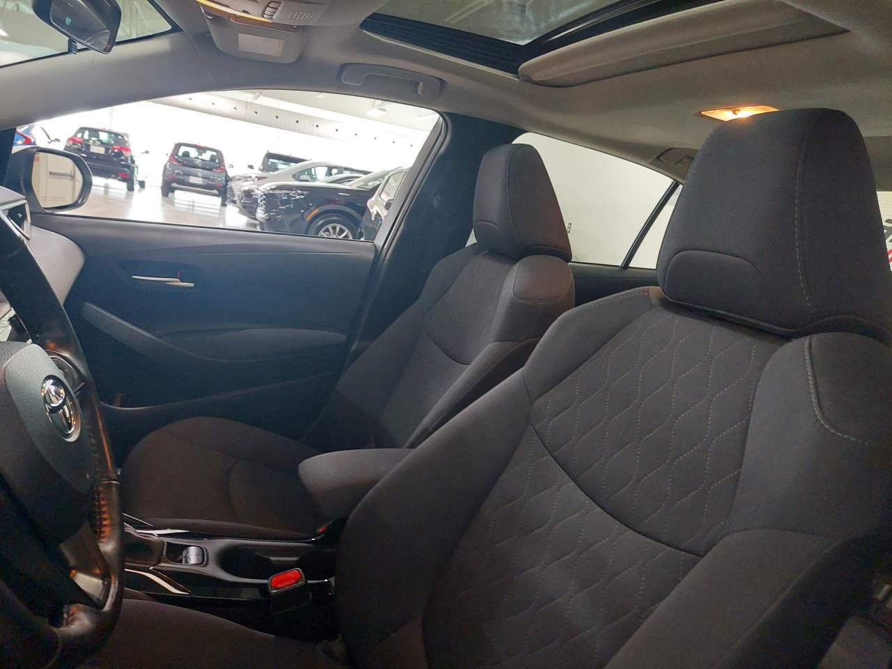 2021 Toyota Corolla LE Main Image